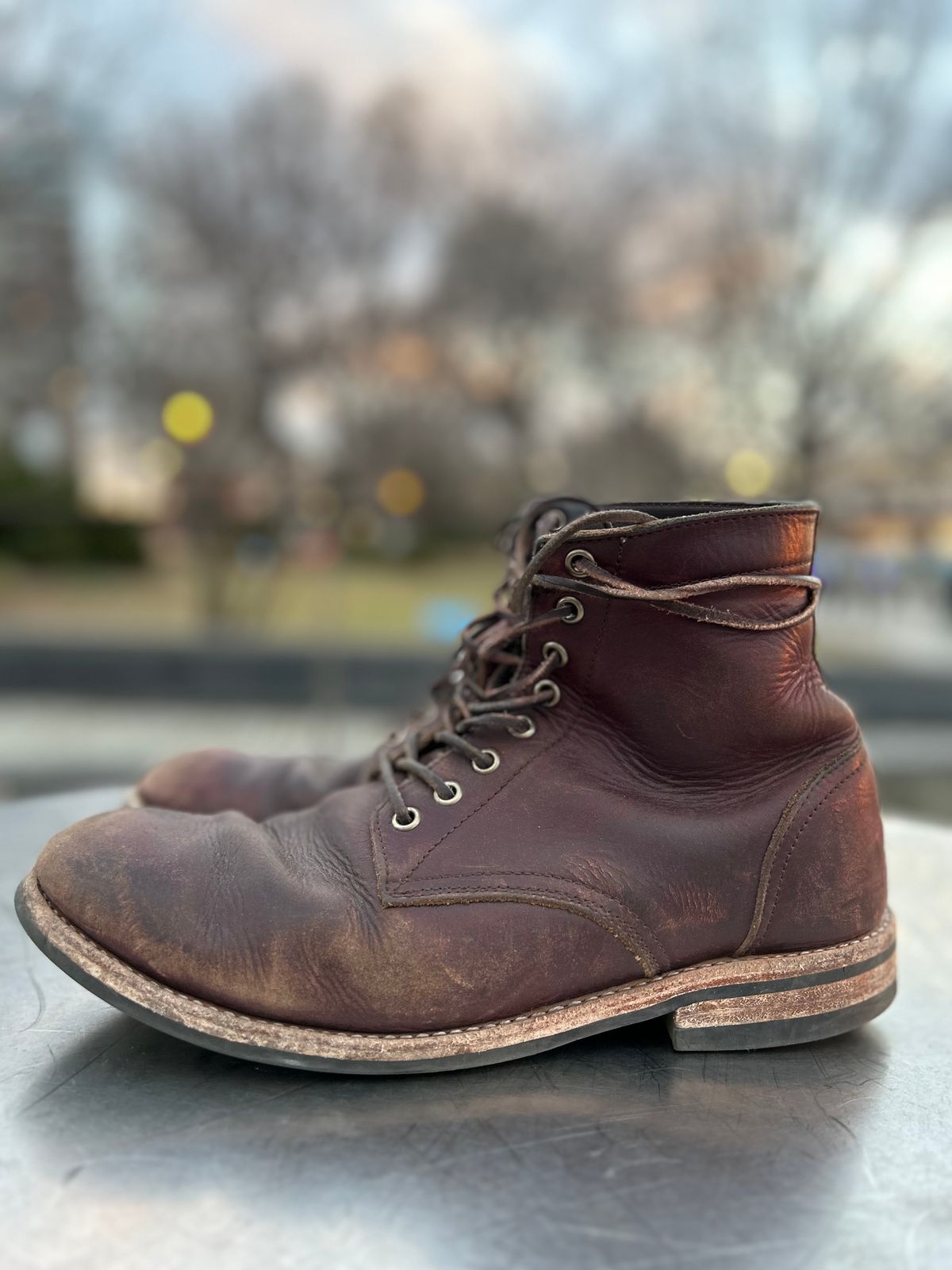 Photo by BigDogSaysBark on March 5, 2023 of the Oak Street Bootmakers Trench Boot in Horween Color 8 Chromexcel.