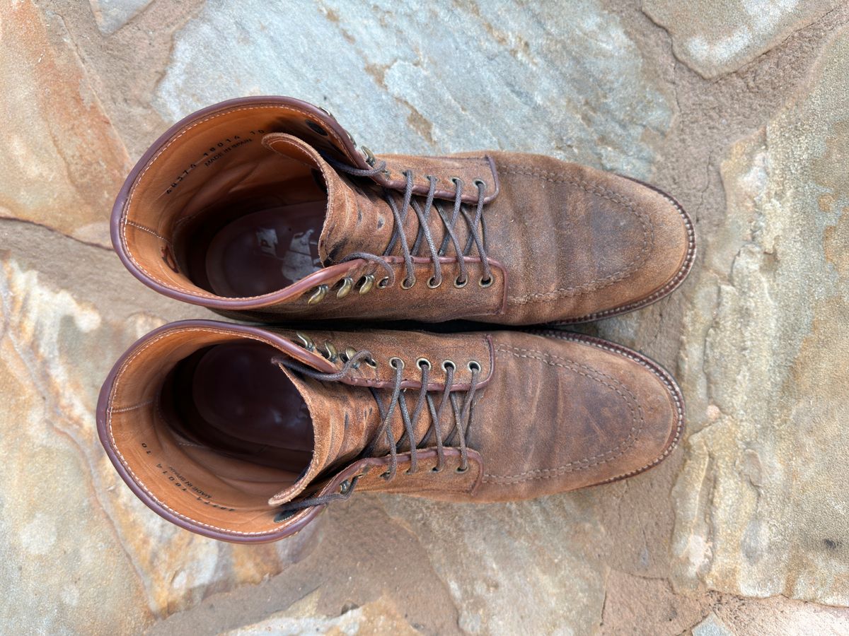 Photo by Aggie_eng on December 2, 2022 of the Parkhurst The Niagara in C.F. Stead Wheatbuck Waxy Commander Suede.