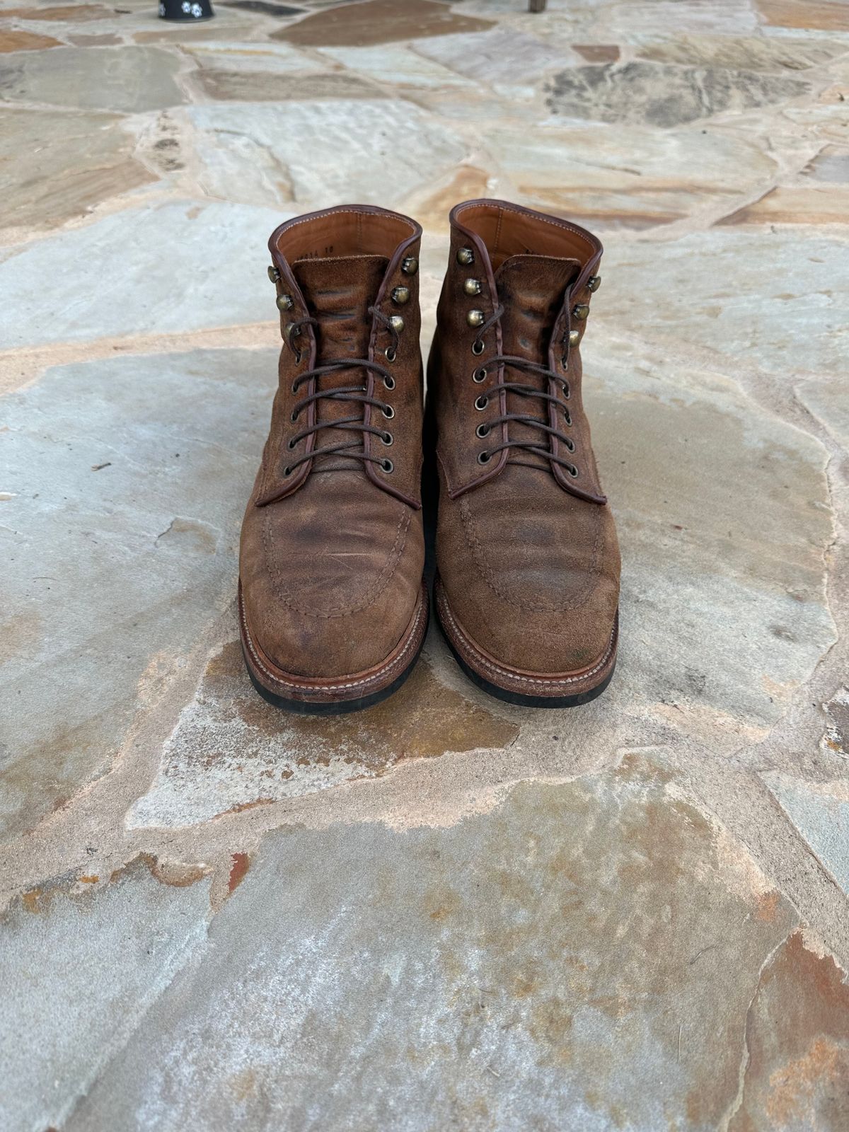 Photo by Aggie_eng on January 3, 2023 of the Parkhurst The Niagara in C.F. Stead Wheatbuck Waxy Commander Suede.
