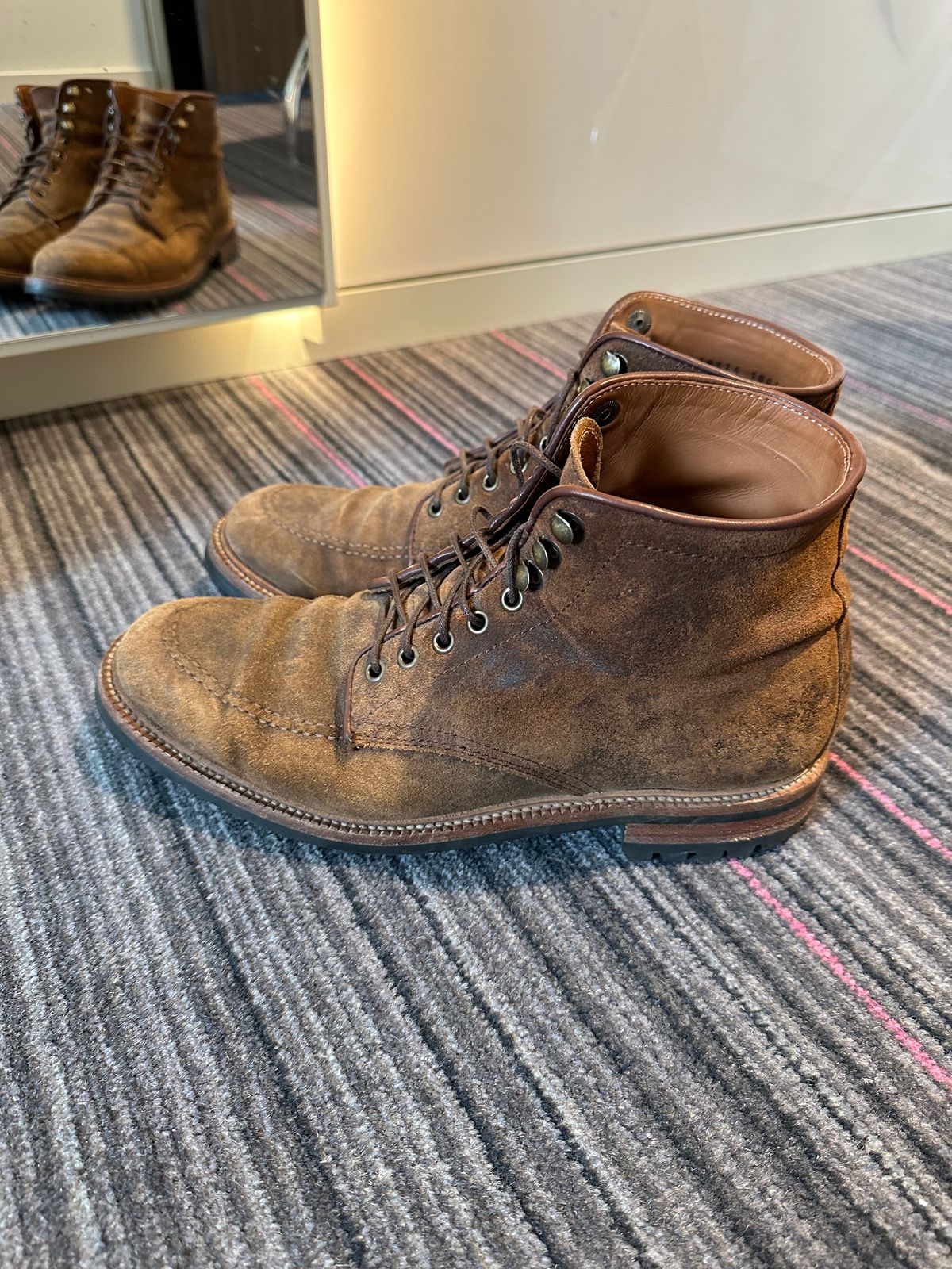 Photo by Aggie_eng on February 4, 2023 of the Parkhurst The Niagara in C.F. Stead Wheatbuck Waxy Commander Suede.