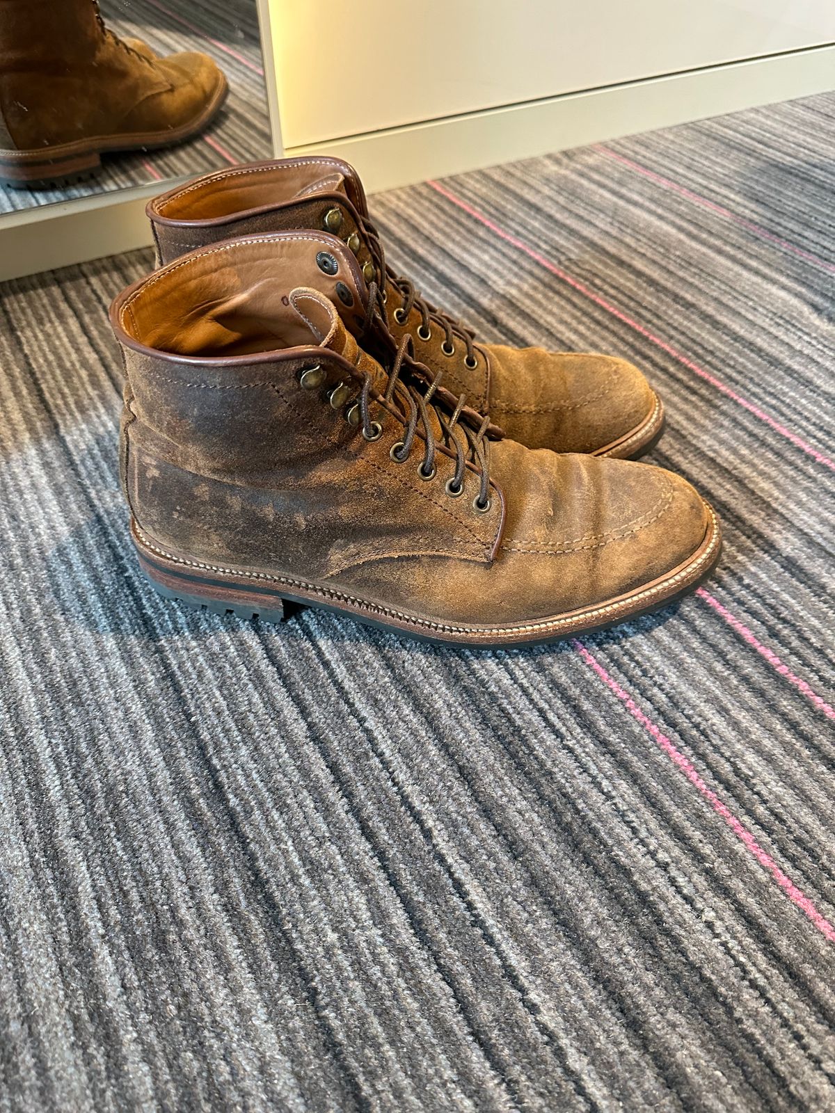 Photo by Aggie_eng on February 4, 2023 of the Parkhurst The Niagara in C.F. Stead Wheatbuck Waxy Commander Suede.
