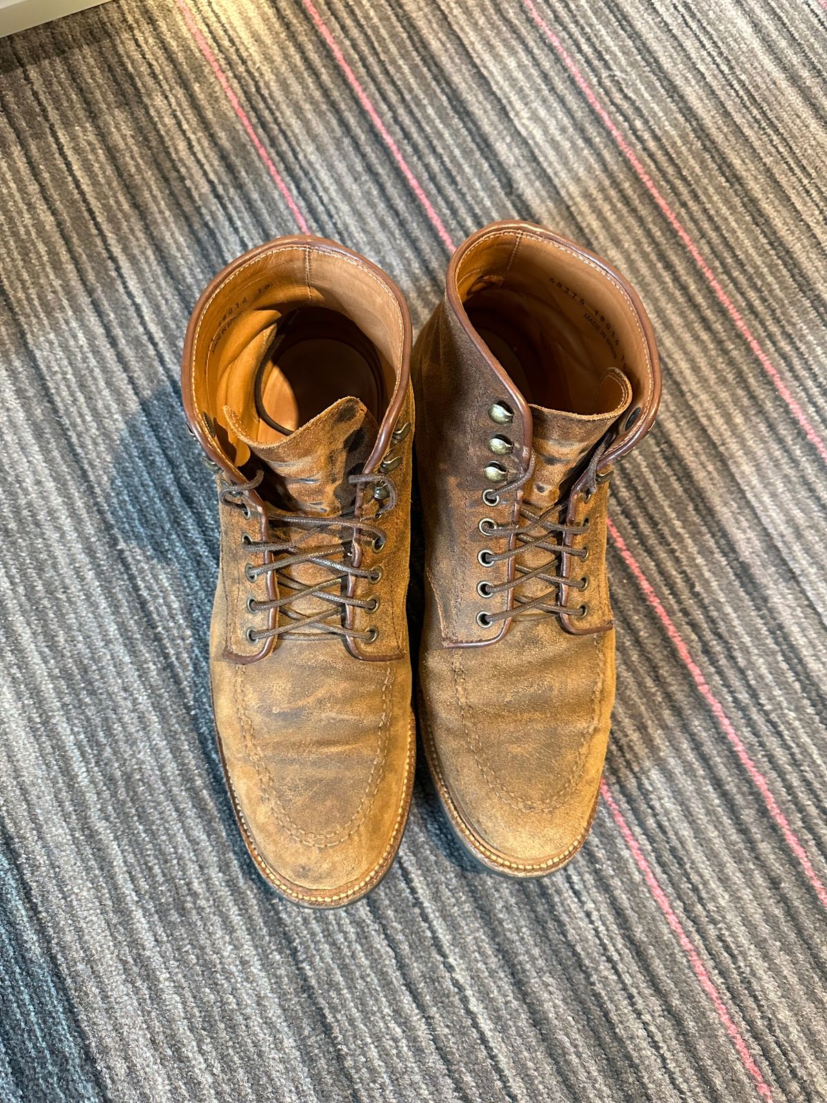 Photo by Aggie_eng on February 4, 2023 of the Parkhurst The Niagara in C.F. Stead Wheatbuck Waxy Commander Suede.