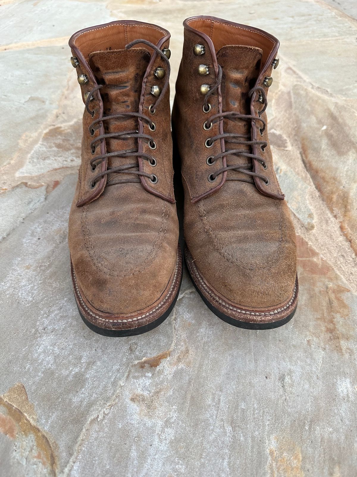 Photo by Aggie_eng on March 6, 2023 of the Parkhurst The Niagara in C.F. Stead Wheatbuck Waxy Commander Suede.