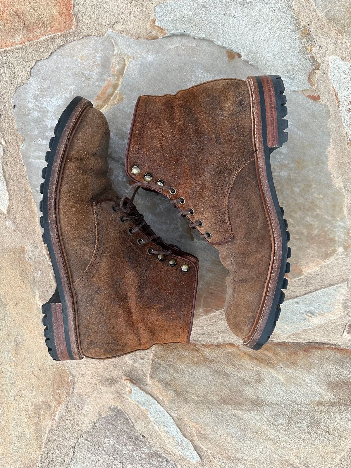 Photo by Aggie_eng on March 6, 2023 of the Parkhurst The Niagara in C.F. Stead Wheatbuck Waxy Commander Suede.