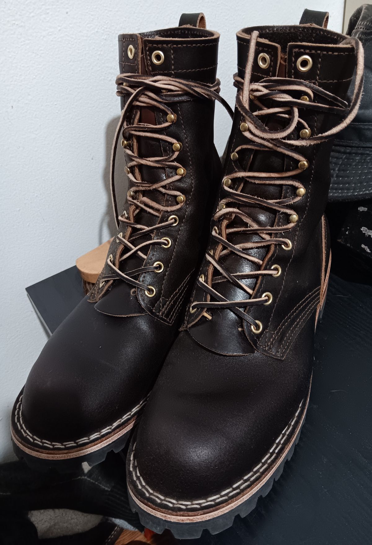 Photo by BobberD on September 19, 2023 of the Nicks Overlander in Horween Brown Waxed Flesh.