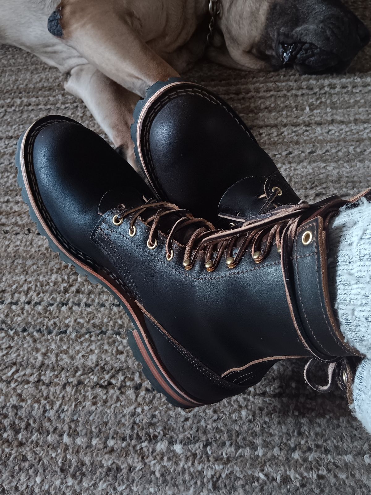 Photo by BobberD on September 20, 2023 of the Nicks Overlander in Horween Brown Waxed Flesh.