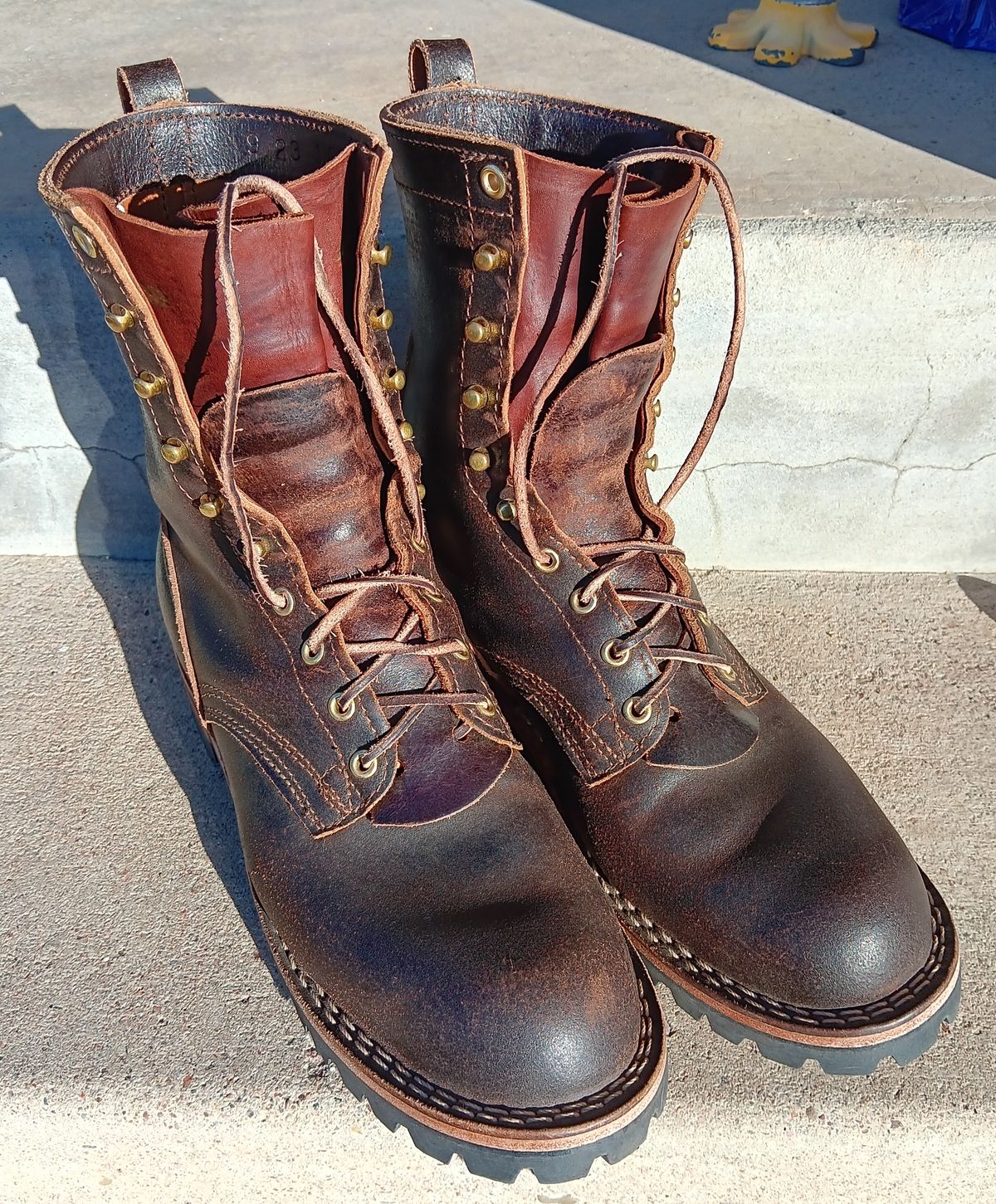 Photo by BobberD on September 29, 2023 of the Nicks Overlander in Horween Brown Waxed Flesh.