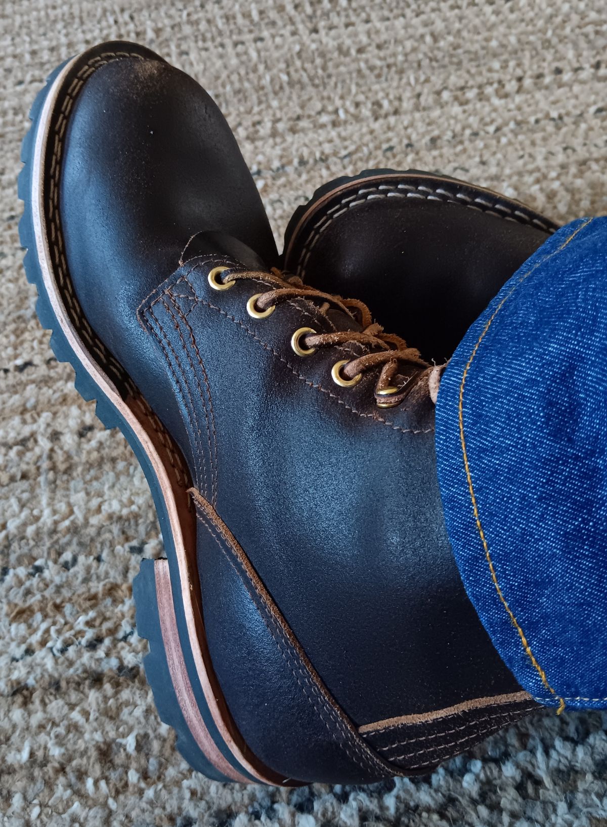 Photo by BobberD on October 1, 2023 of the Nicks Overlander in Horween Brown Waxed Flesh.