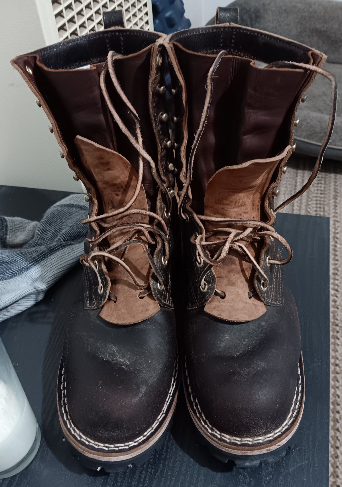 Photo by BobberD on October 4, 2023 of the Nicks Overlander in Horween Brown Waxed Flesh.