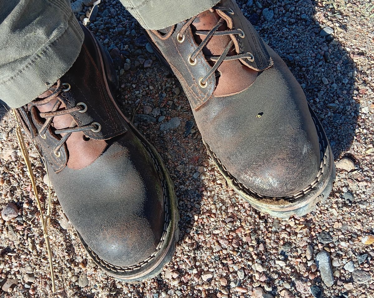Photo by BobberD on October 11, 2023 of the Nicks Overlander in Horween Brown Waxed Flesh.