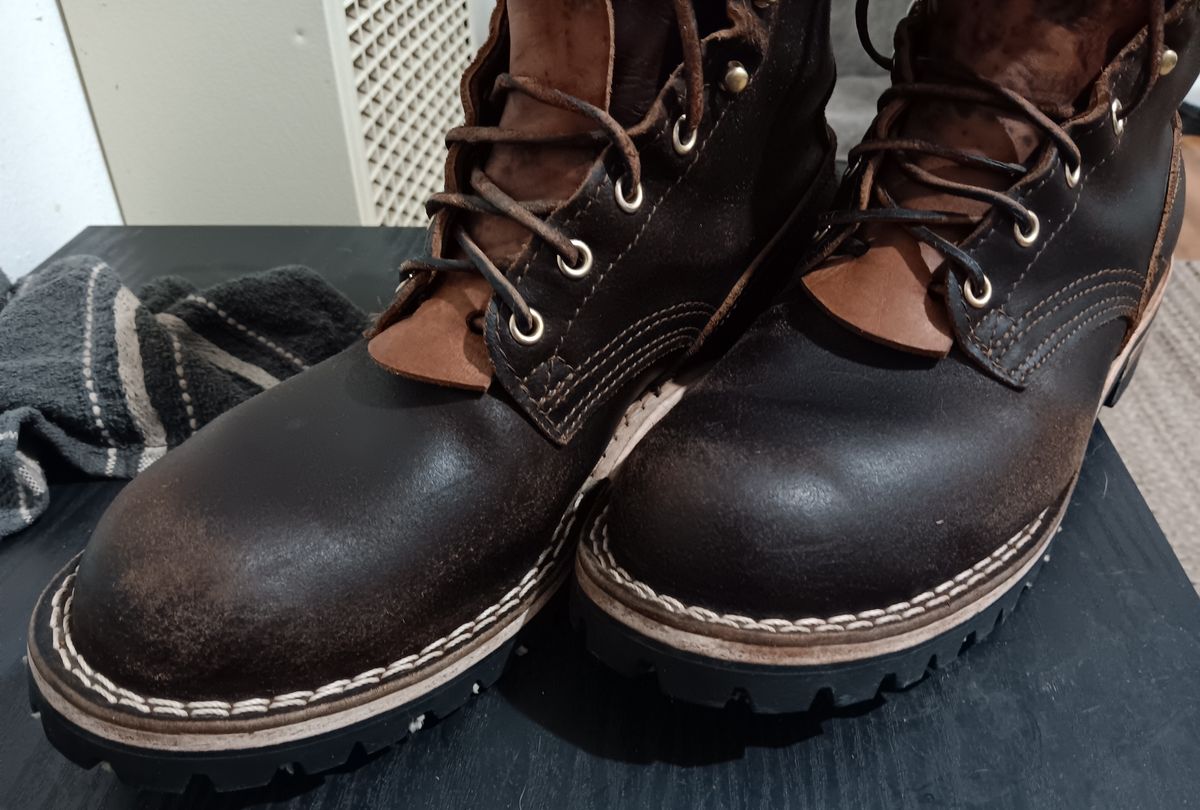 Photo by BobberD on October 12, 2023 of the Nicks Overlander in Horween Brown Waxed Flesh.
