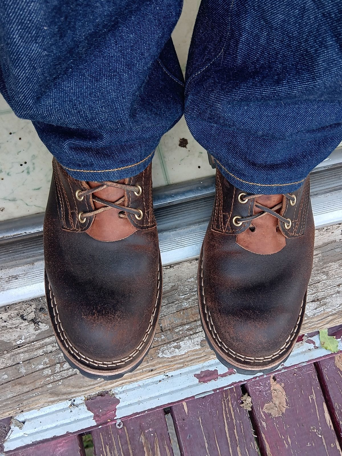 Photo by BobberD on October 14, 2023 of the Nicks Overlander in Horween Brown Waxed Flesh.