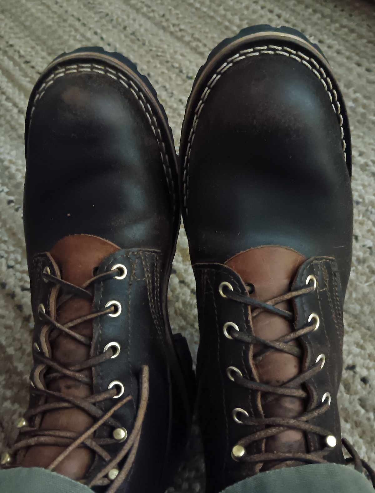 Photo by BobberD on October 18, 2023 of the Nicks Overlander in Horween Brown Waxed Flesh.