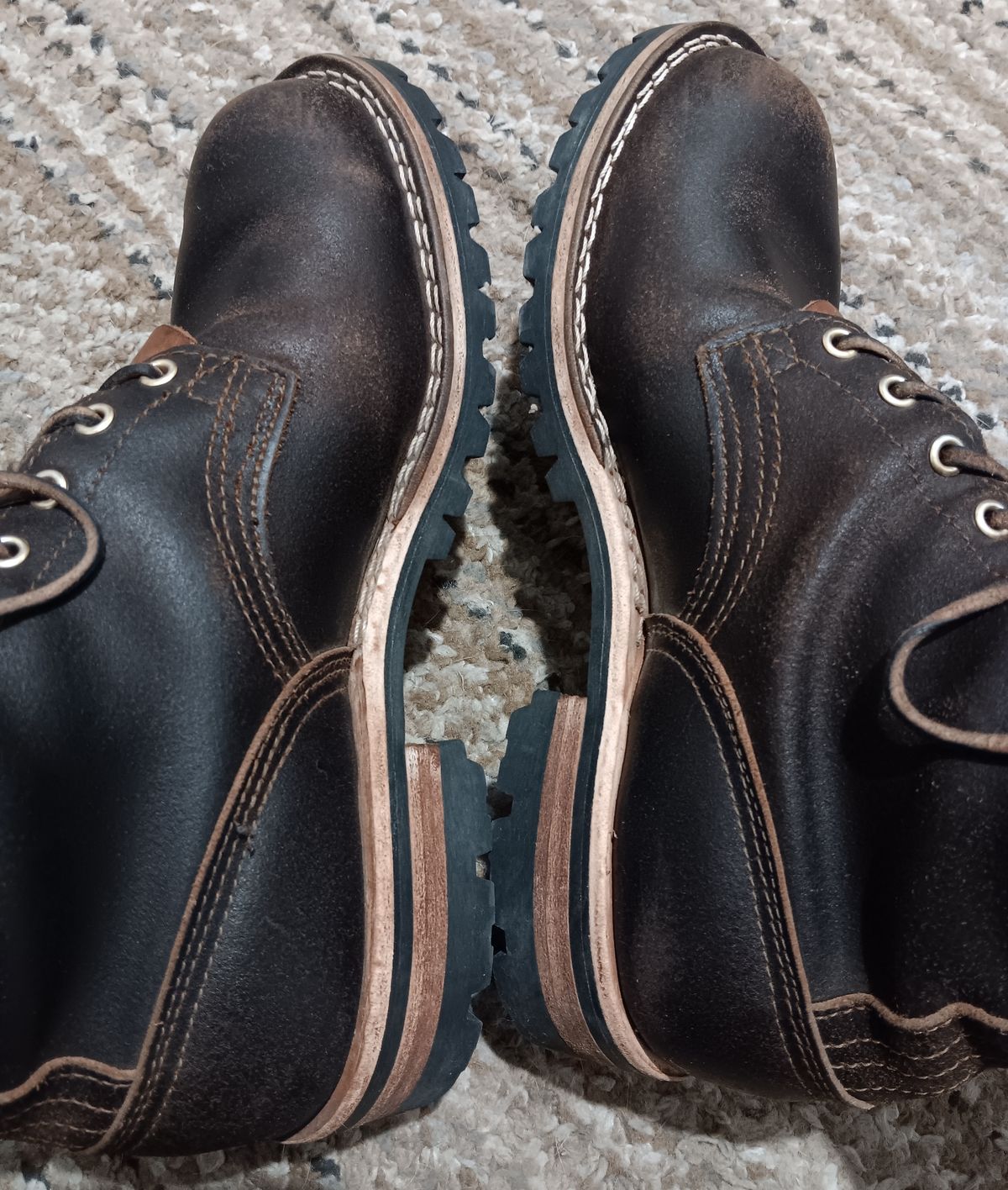 Photo by BobberD on October 18, 2023 of the Nicks Overlander in Horween Brown Waxed Flesh.