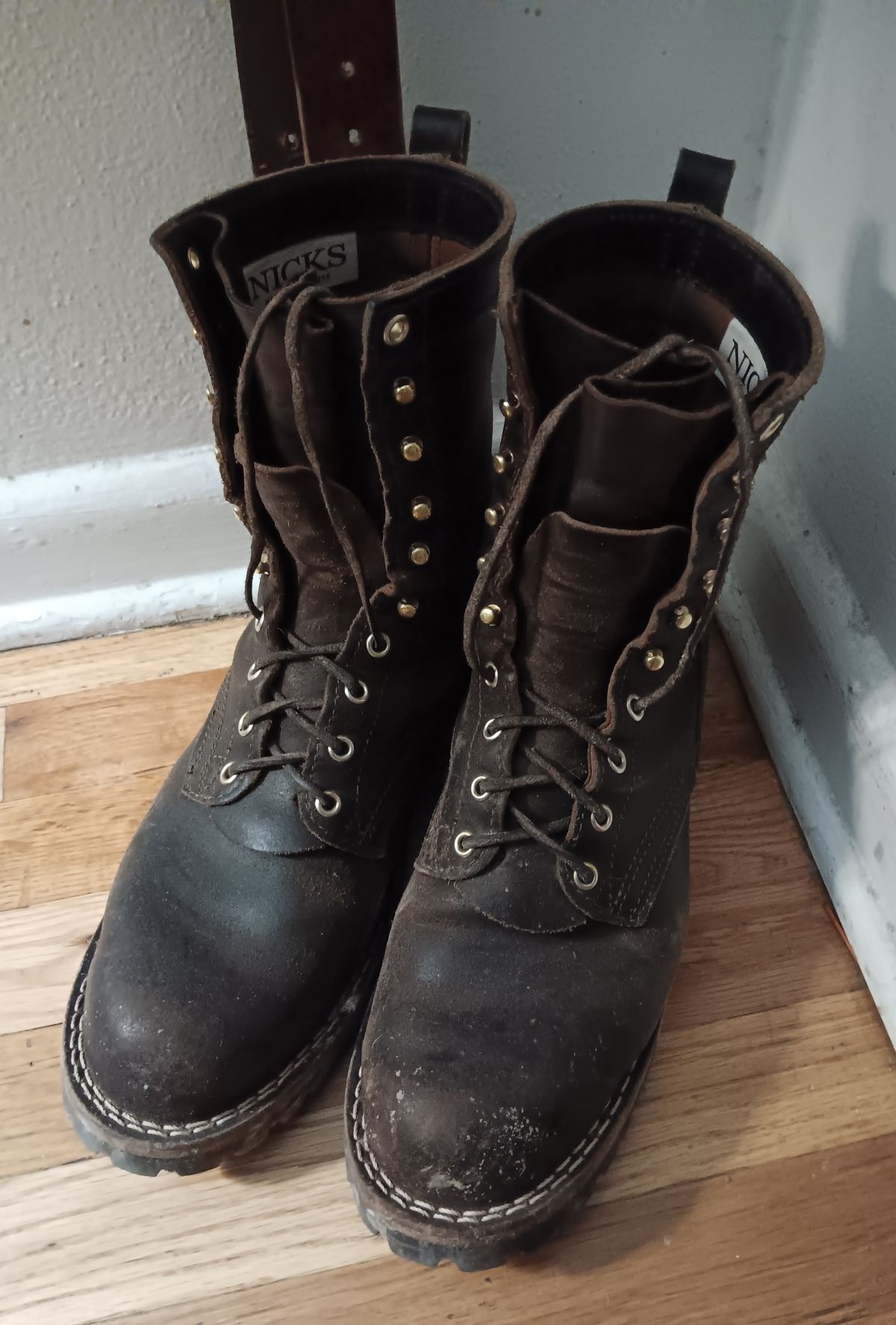 Photo by BobberD on January 2, 2024 of the Nicks Overlander in Horween Brown Waxed Flesh.