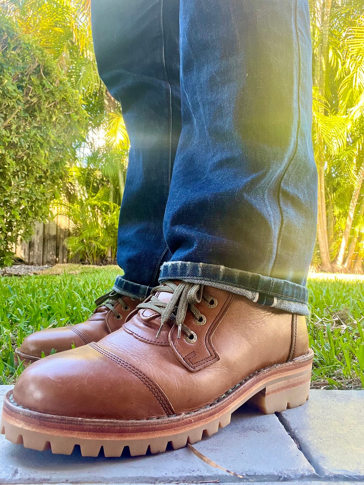 Photo by dosx on February 7, 2025 of the Jim Green Numzaan in Hazelnut Veg Retan.