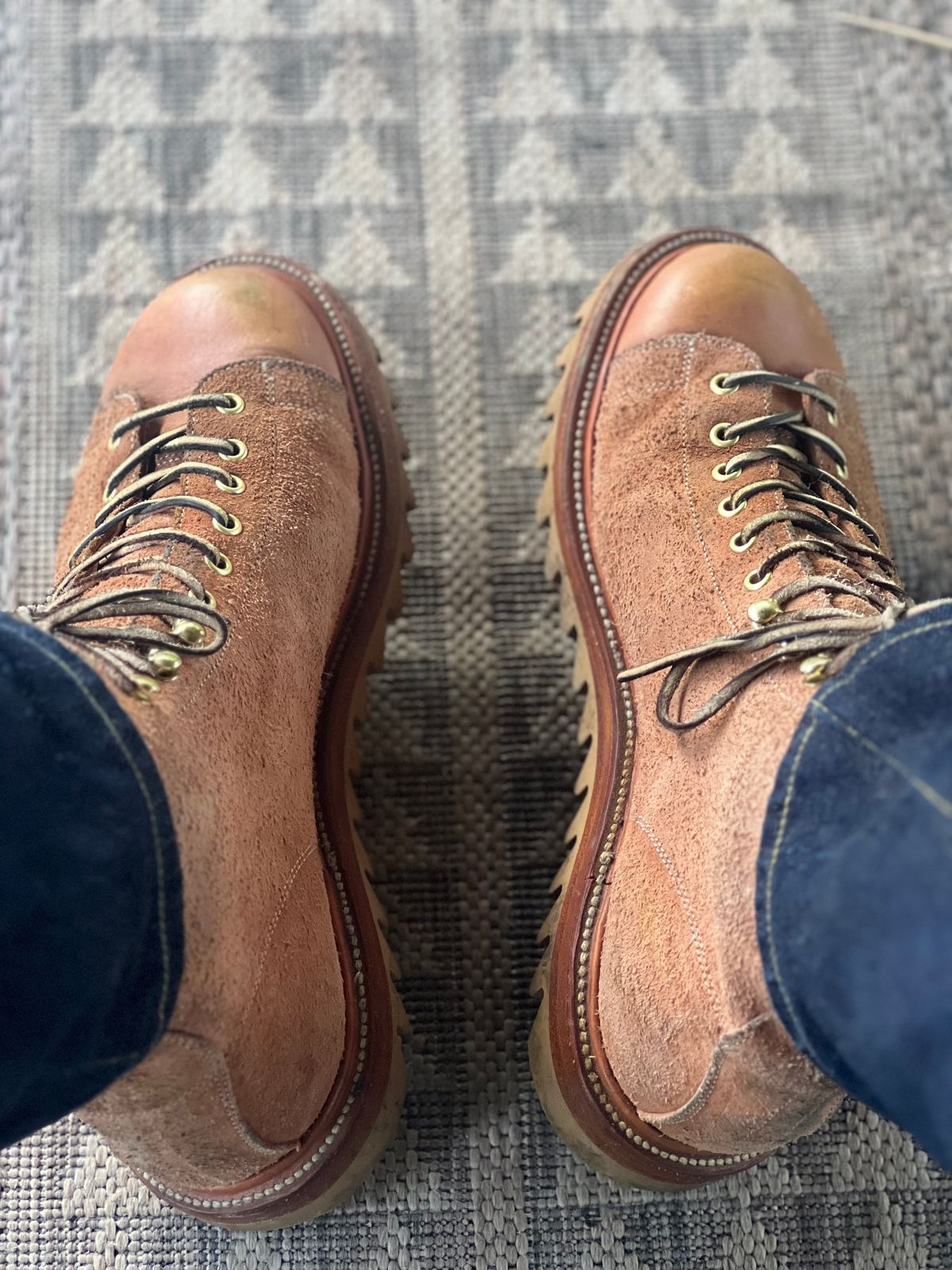 Photo by dosx on December 5, 2024 of the Unmarked Archie Boots in Unknown Natural Veg Tan.