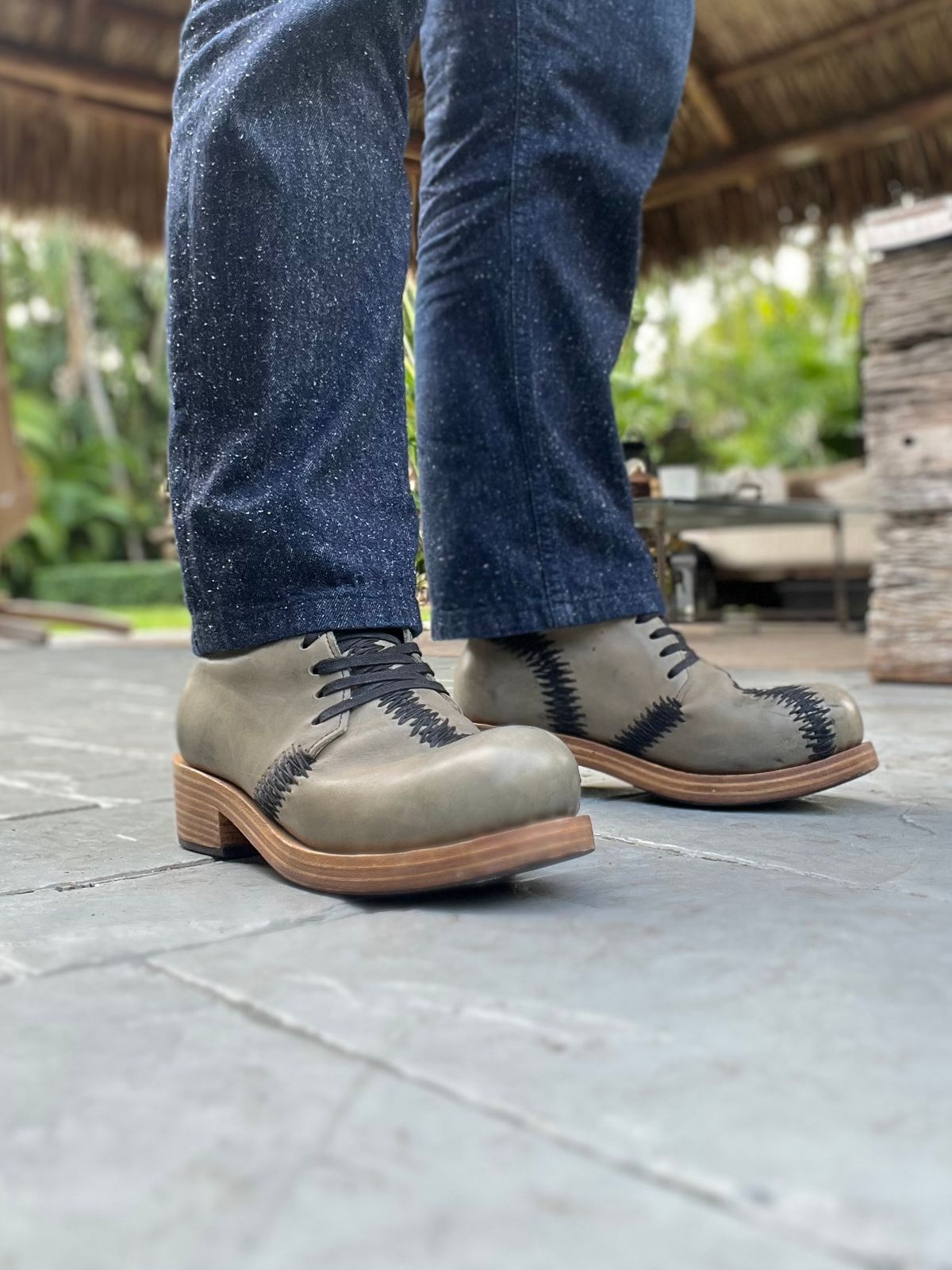 Photo by dosx on November 6, 2025 of the Unknown Maker Custom Model in Unknown Leather.