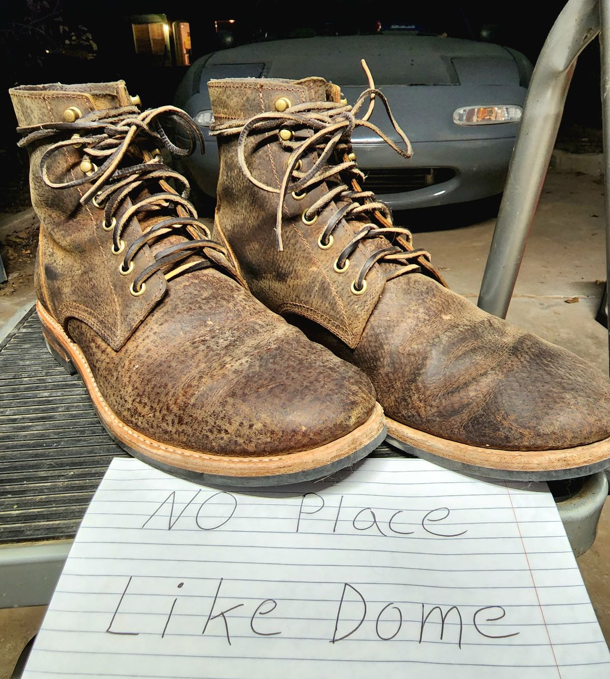 Photo by Creitz91 on November 2, 2022 of the Oak Street Bootmakers Trench Boot in Dark Waxy Wild Boar.