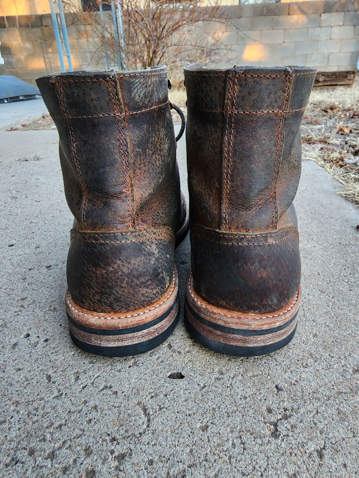 Photo by Creitz91 on February 3, 2023 of the Oak Street Bootmakers Trench Boot in Dark Waxy Wild Boar.