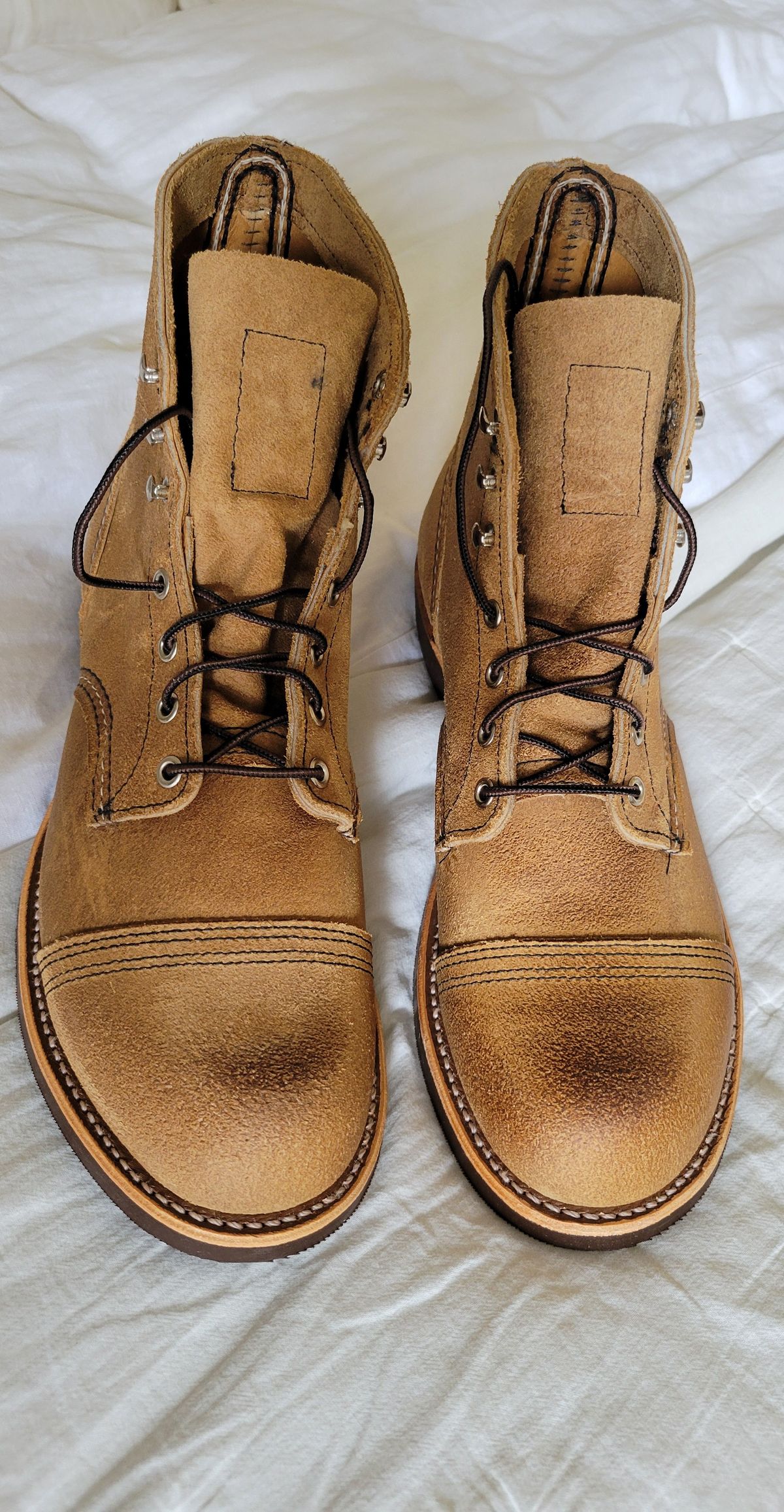 Photo by chicagosouthloop on September 13, 2025 of the Red Wing Iron Ranger in S.B. Foot Hawthorne Muleskinner.