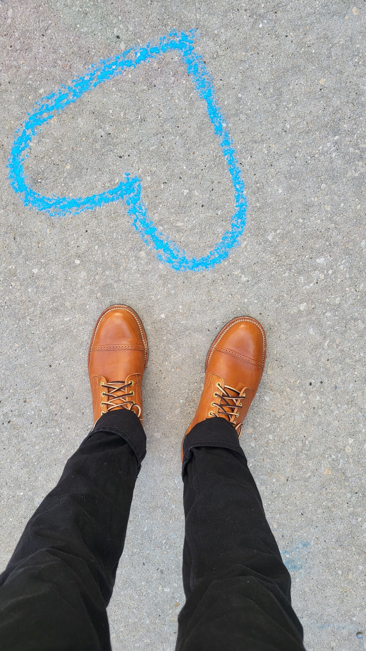 Photo by chicagosouthloop on April 21, 2025 of the Viberg Service Boot in Horween Chestnut Essex.