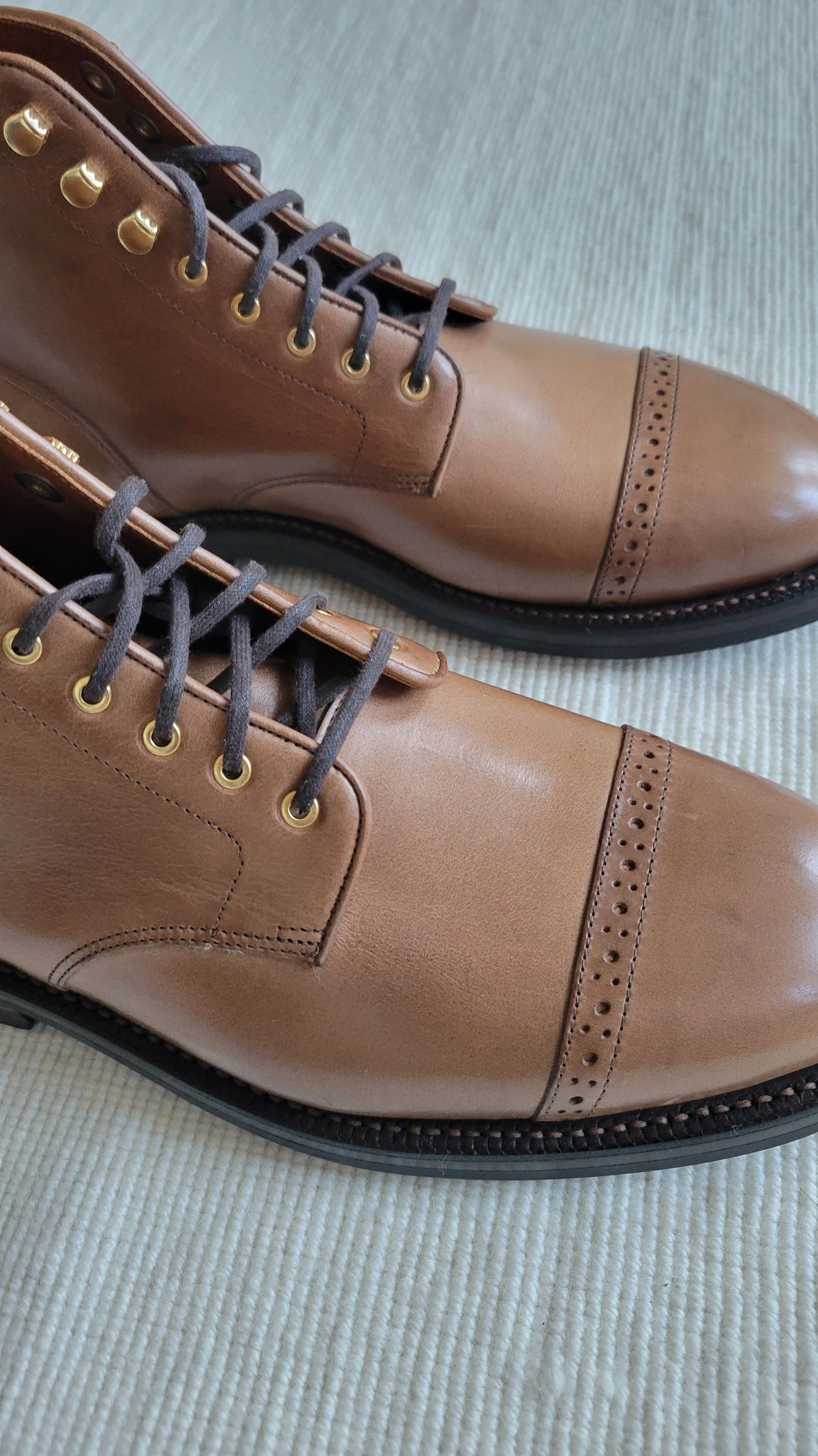 Photo by chicagosouthloop on August 31, 2025 of the Grant Stone Garrison Boot in Horween Dune Chromexcel.