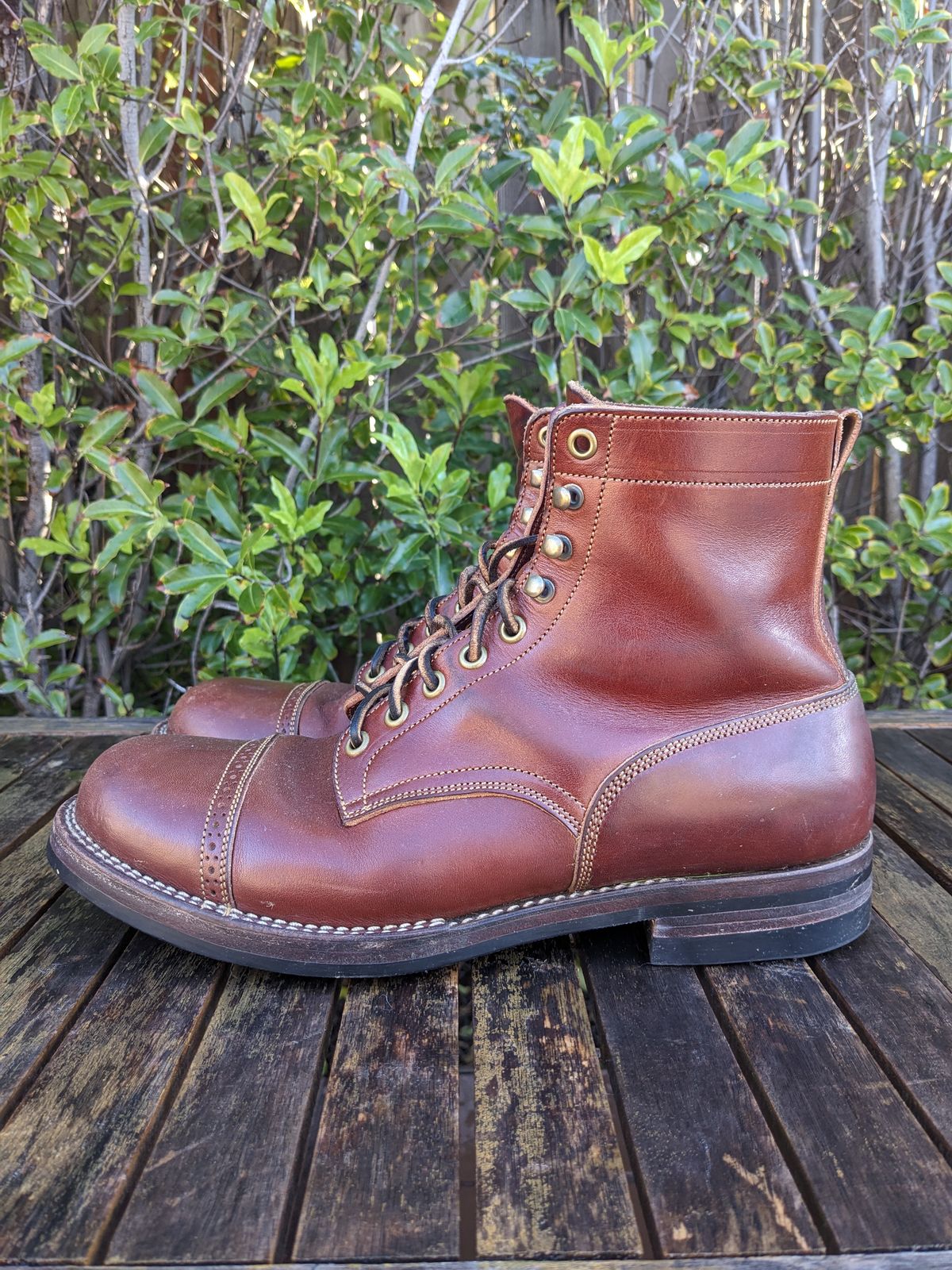 Photo by hung on March 4, 2024 of the Onderhoud SBC01 in Wickett & Craig Medium Brown Traditional Harness.