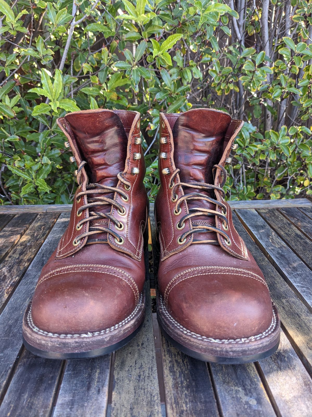 Photo by hung on April 3, 2024 of the Onderhoud SBC01 in Wickett & Craig Medium Brown Traditional Harness.