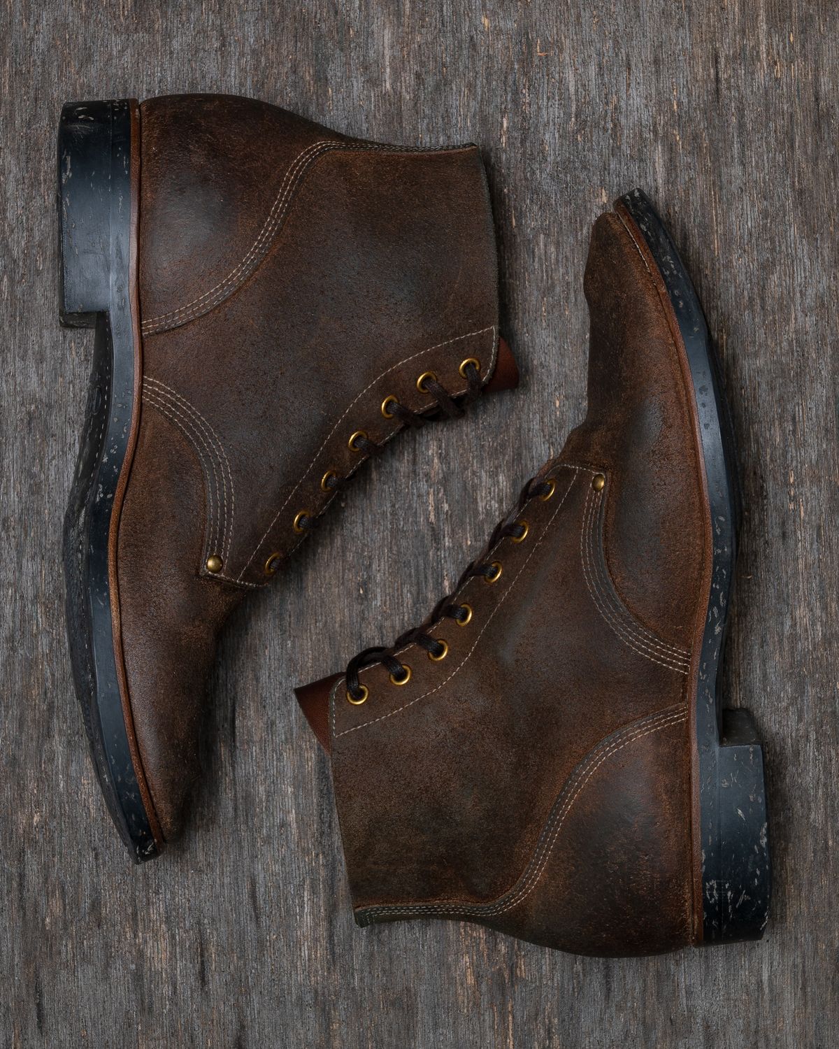 Photo by ahuebner on December 1, 2025 of the Iron Boots Boondockers in Seidel Crust Double Shot Reverse.