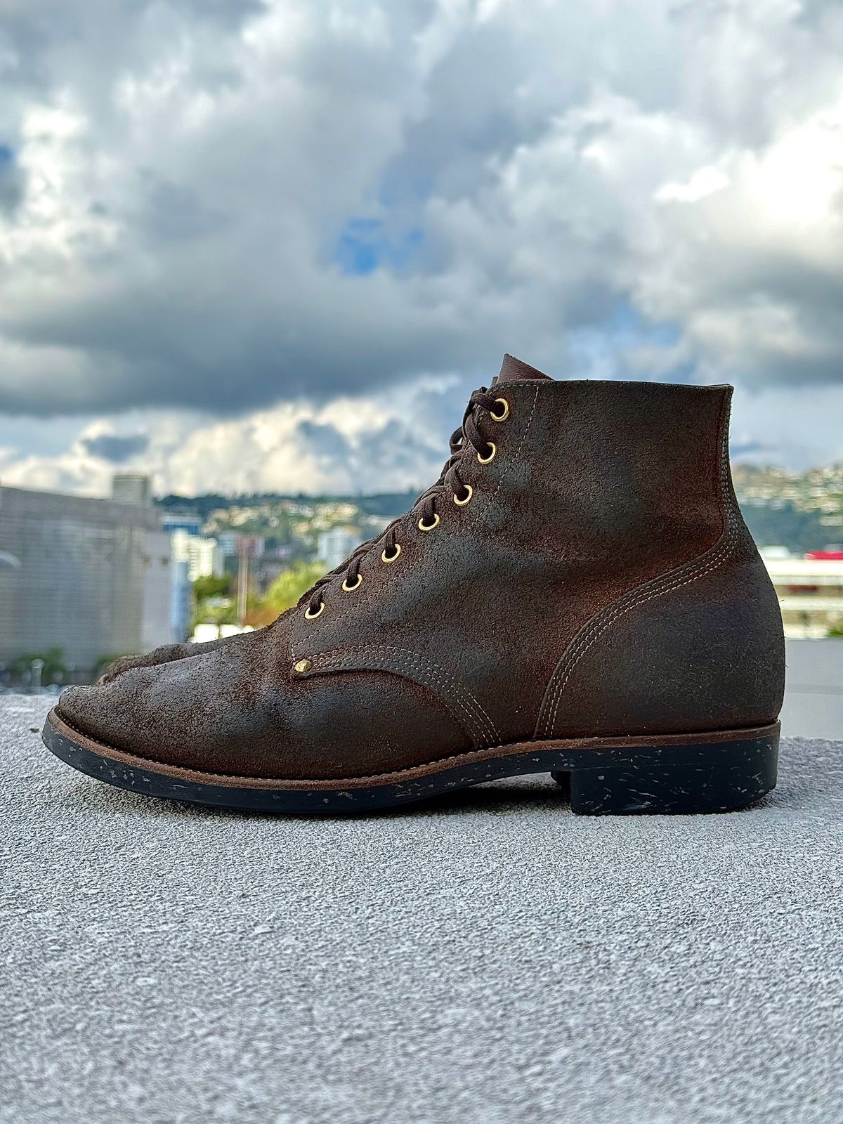 Photo by ahuebner on January 5, 2026 of the Iron Boots Boondockers in Seidel Crust Double Shot Reverse.