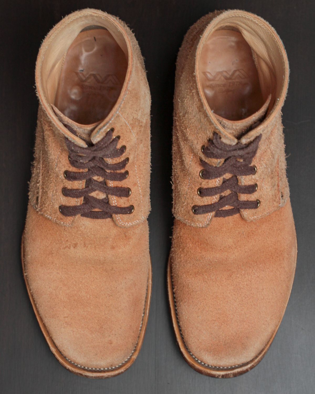Photo by ahuebner on December 1, 2023 of the WM1978 French Army Boot in Tochigi Natural Roughout.
