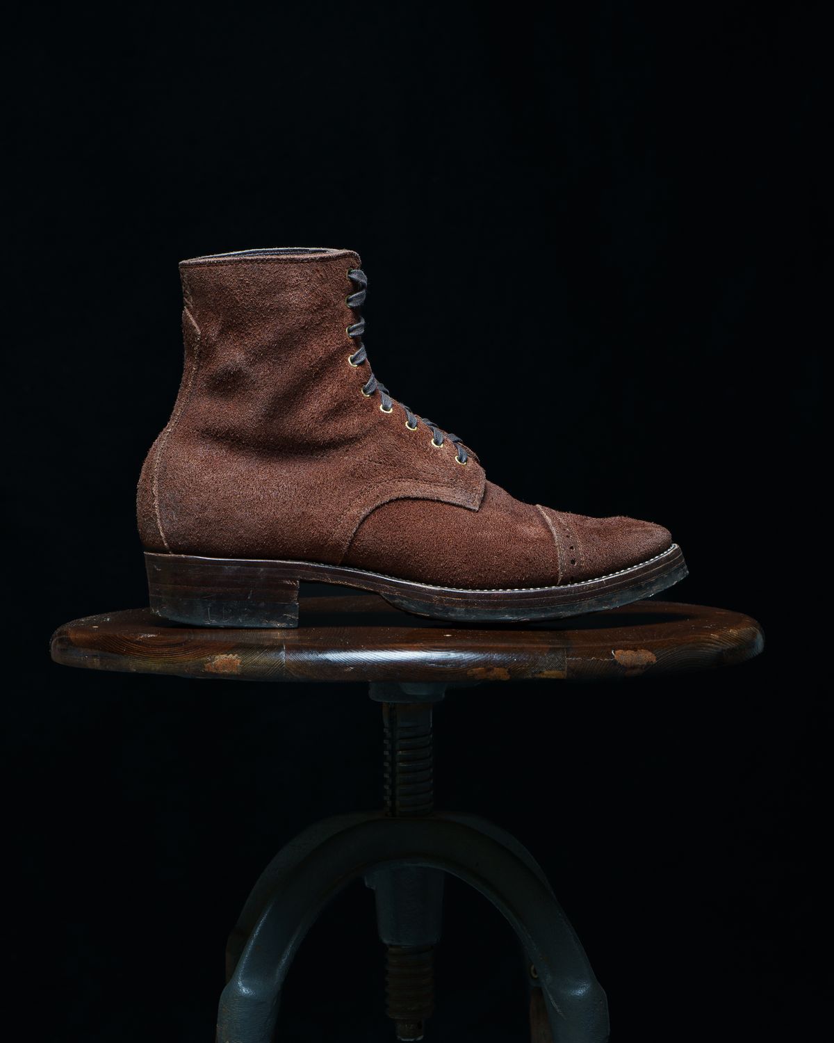Photo by ahuebner on December 4, 2024 of the WM1978 Garrison Boot in C.F. Stead Amber Brown Waxed Rappelo Calf Roughout.