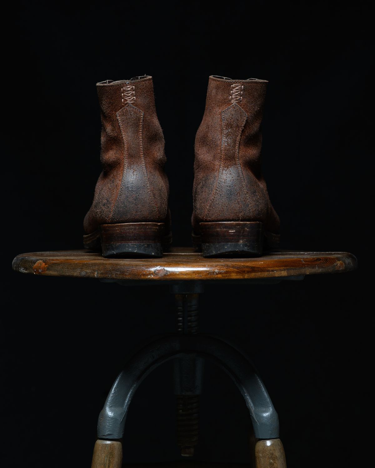 Photo by ahuebner on March 3, 2025 of the WM1978 Garrison Boot in C.F. Stead Amber Brown Waxed Rappelo Calf Roughout.