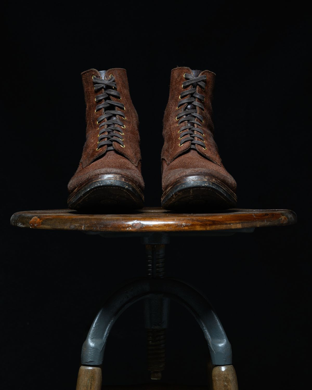 Photo by ahuebner on March 3, 2025 of the WM1978 Garrison Boot in C.F. Stead Amber Brown Waxed Rappelo Calf Roughout.