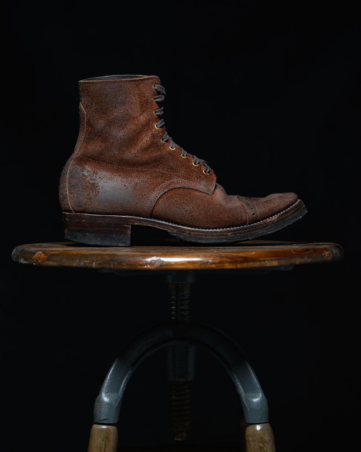 Photo by ahuebner on March 3, 2025 of the WM1978 Garrison Boot in C.F. Stead Amber Brown Waxed Rappelo Calf Roughout.