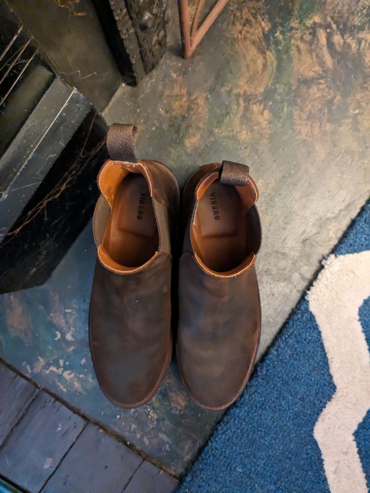 Photo by a_null89 on January 30, 2024 of the Viberg Chelsea in C.F. Stead Snuff Waxy Commander Suede.