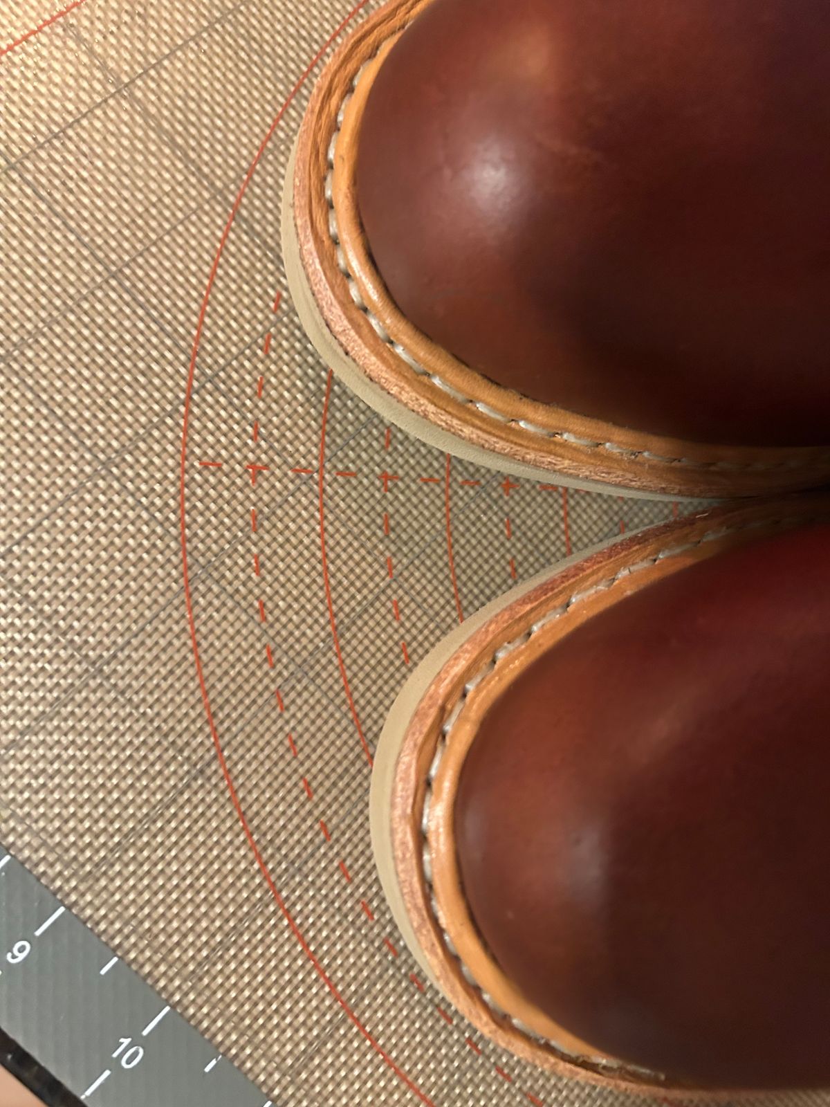 Photo by ComonomoC on January 15, 2025 of the White's Chukka 853 in Seidel British Tan Double Shot.