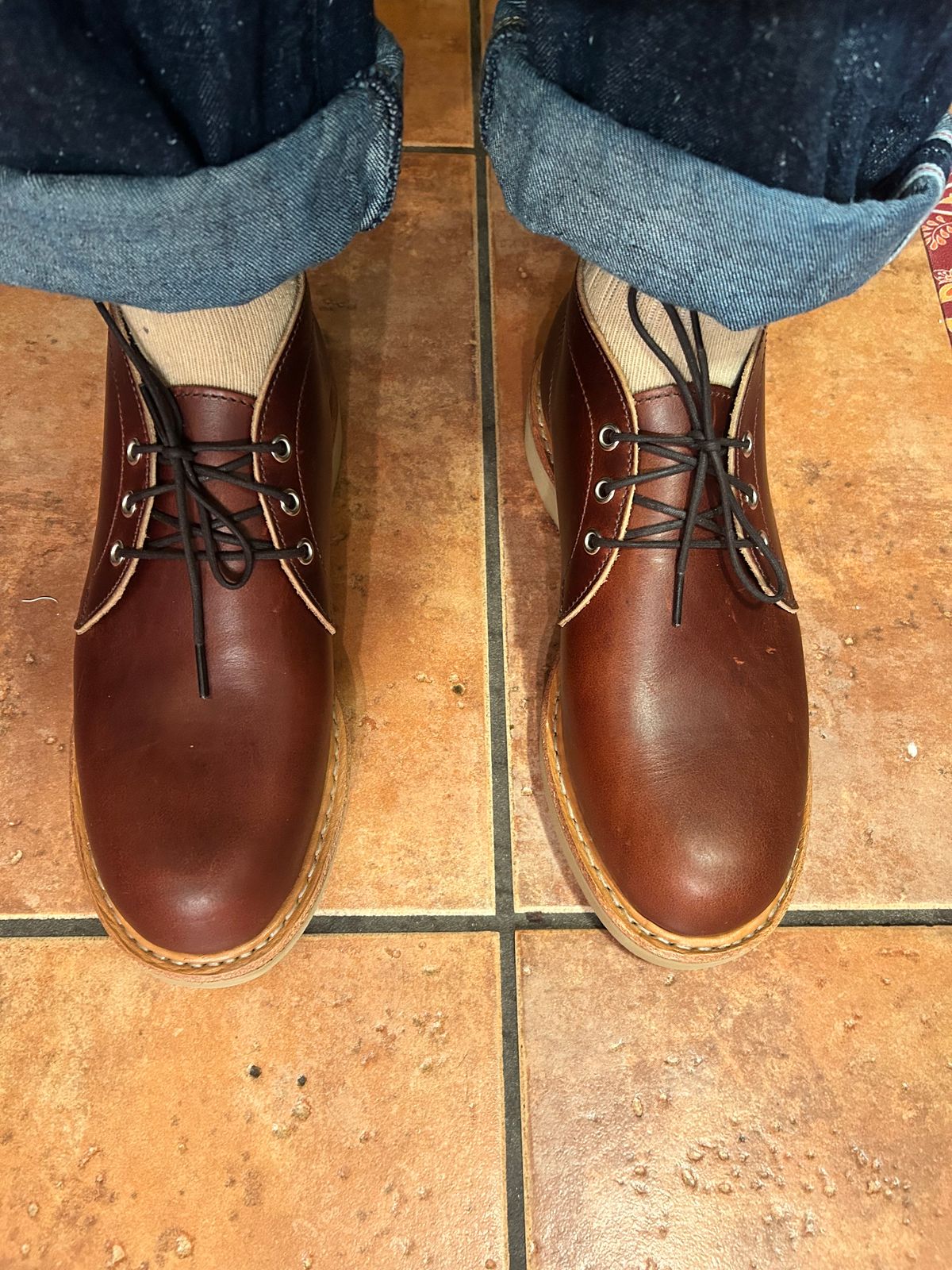 Photo by ComonomoC on January 15, 2025 of the White's Chukka 853 in Seidel British Tan Double Shot.
