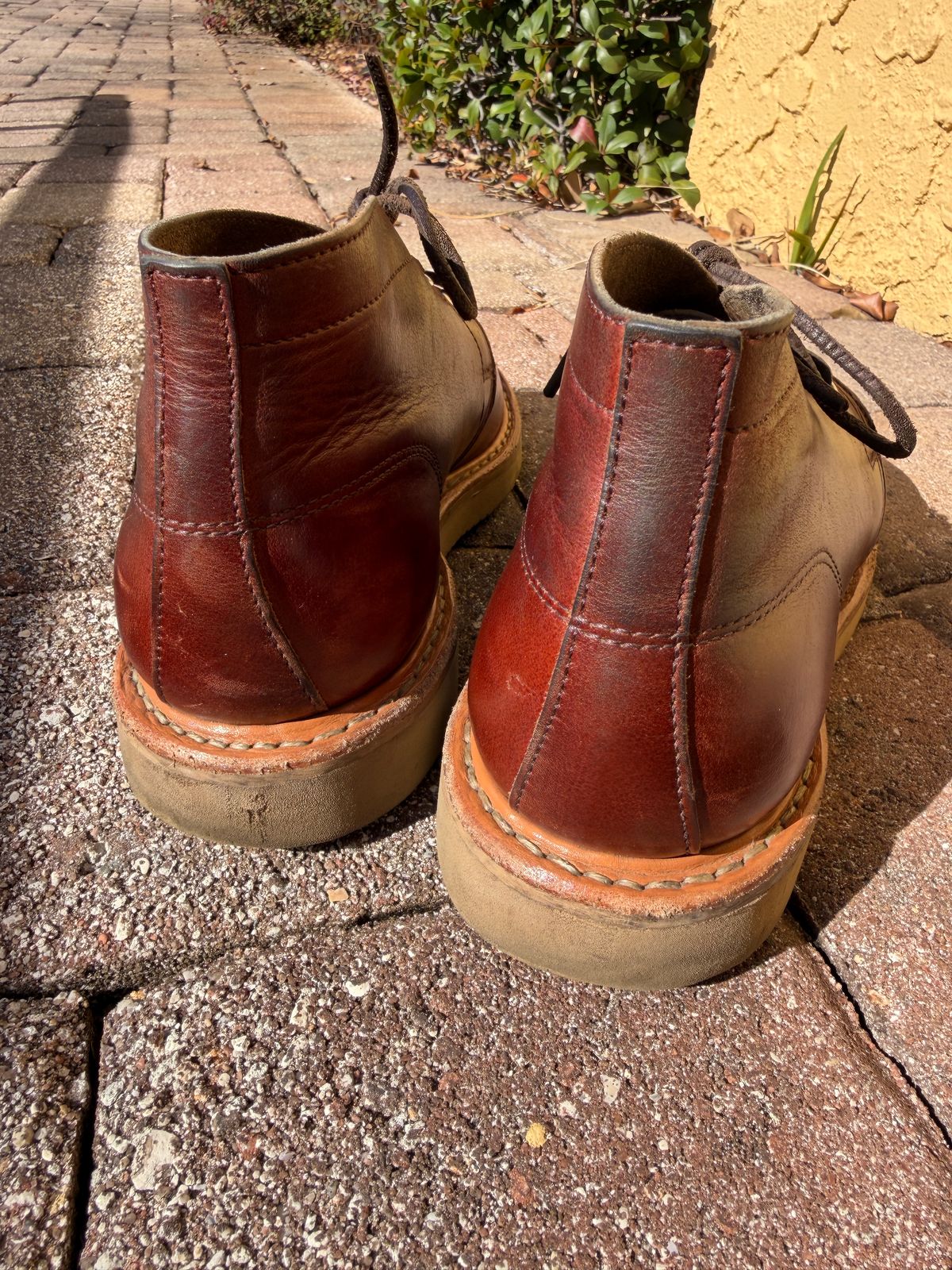 Photo by ComonomoC on December 11, 2025 of the White's Chukka 853 in Seidel British Tan Double Shot.