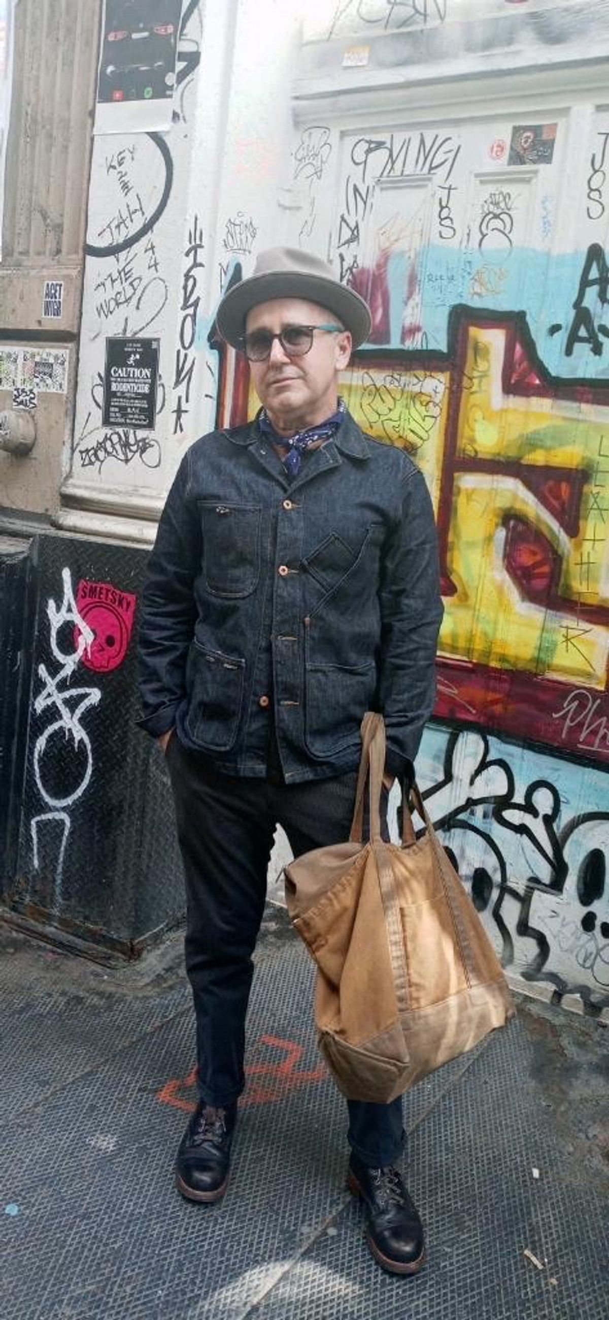 Photo by ComonomoC on November 28, 2023 of the Wolverine 1000 Mile Plain-Toe Boot in Horween Black Teacore Chromexcel.