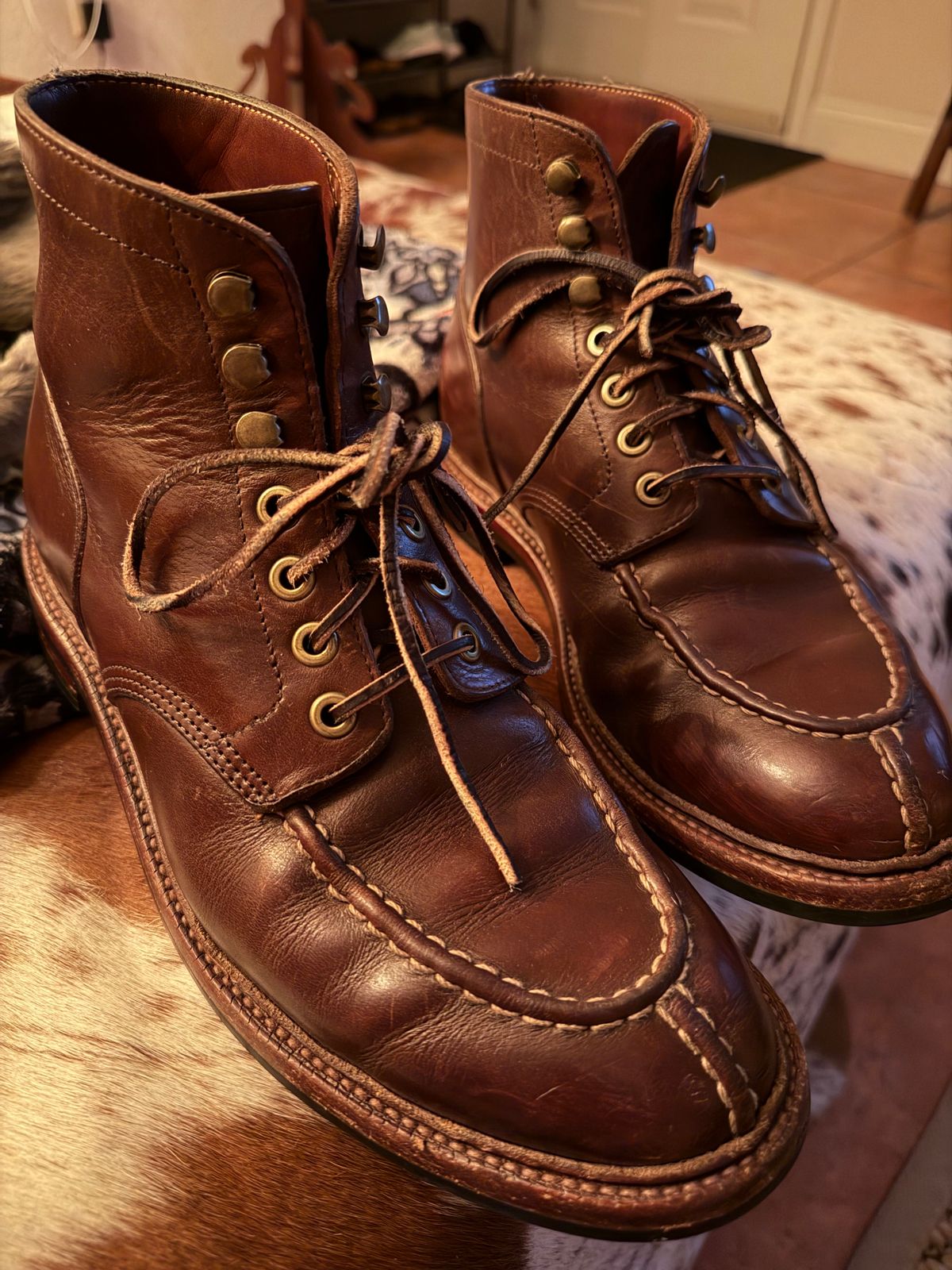 Photo by ComonomoC on October 30, 2025 of the Grant Stone Ottawa Boot in Horween Crimson Chromexcel.