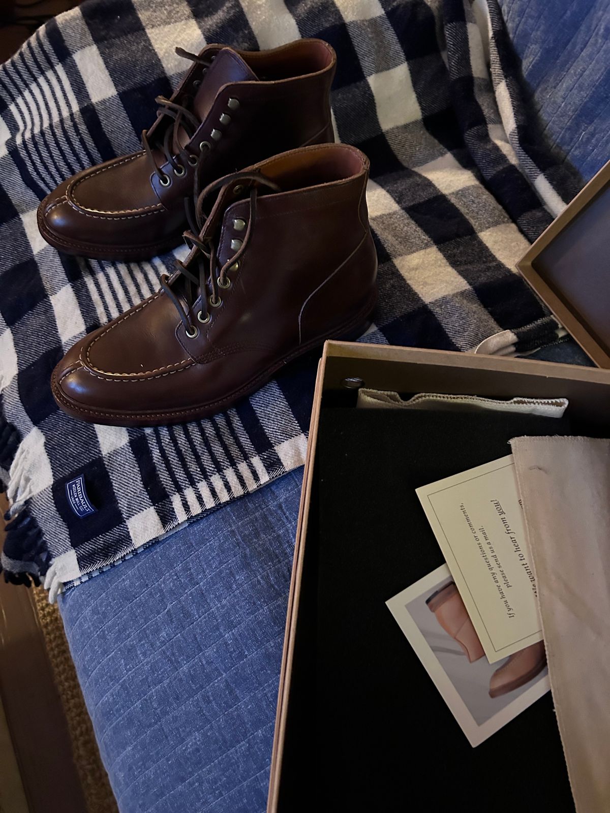Photo by ComonomoC on March 22, 2023 of the Grant Stone Ottawa Boot in Horween Crimson Chromexcel.