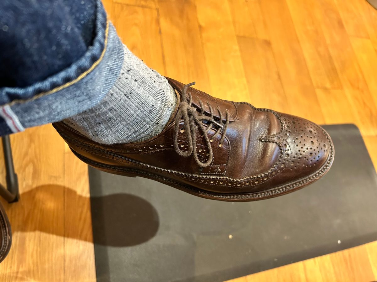 Photo by ComonomoC on October 8, 2025 of the Grant Stone Longwing in Horween Crimson Chromexcel.
