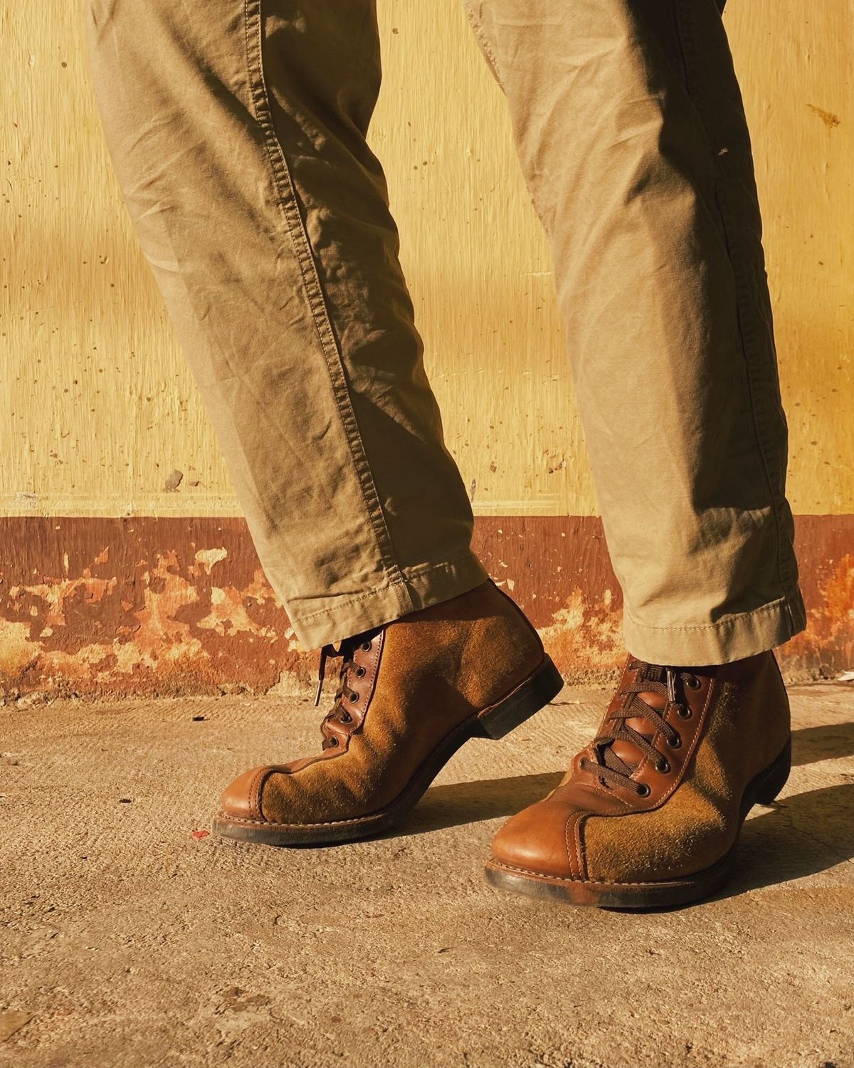 Photo by mediumraw09 on September 26, 2022 of the Red Wing 1920s Outing Boot in Horween Brown Chromexcel.