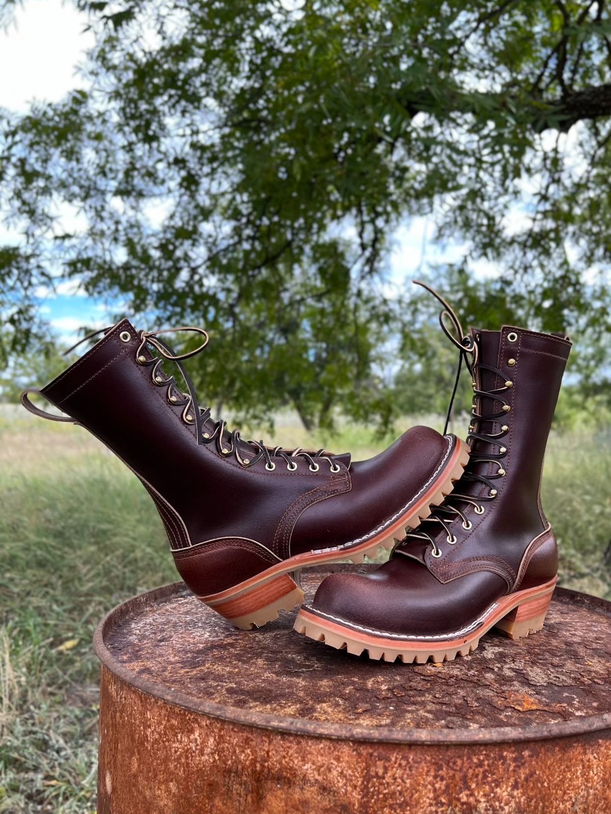 Photo by Bigcountrybonsai on October 1, 2023 of the Nicks MTO in Horween Tan Waxed Flesh.