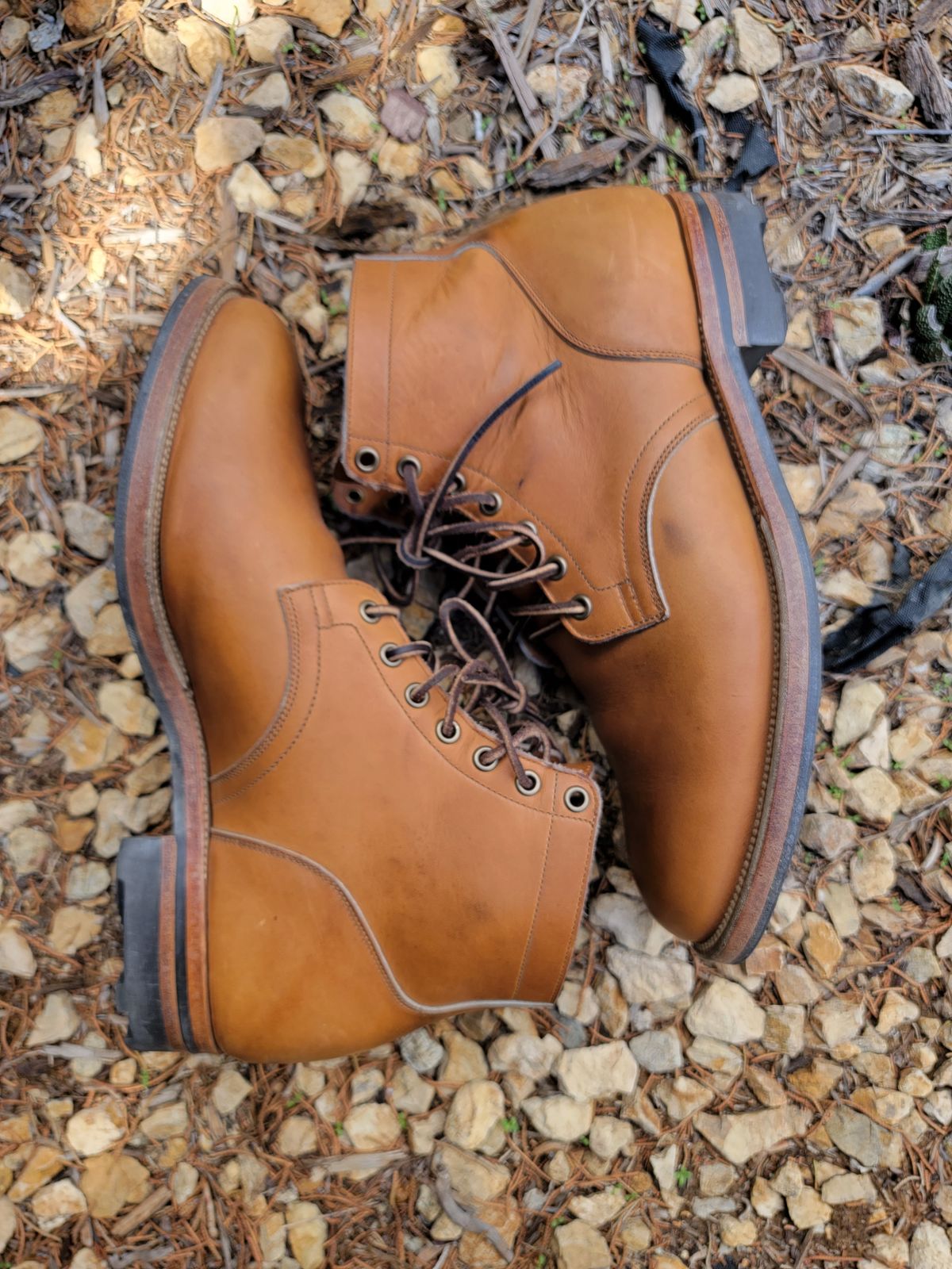 Photo by basboy on November 3, 2022 of the Viberg Service Boot in Horween Oak Chromepak.