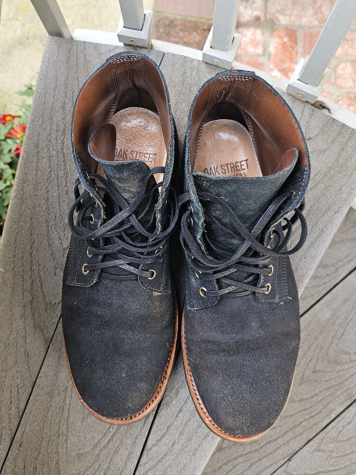 Photo by basboy on February 3, 2024 of the Oak Street Bootmakers Field Boot in Horween Natural Indigo Chromexcel Roughout.