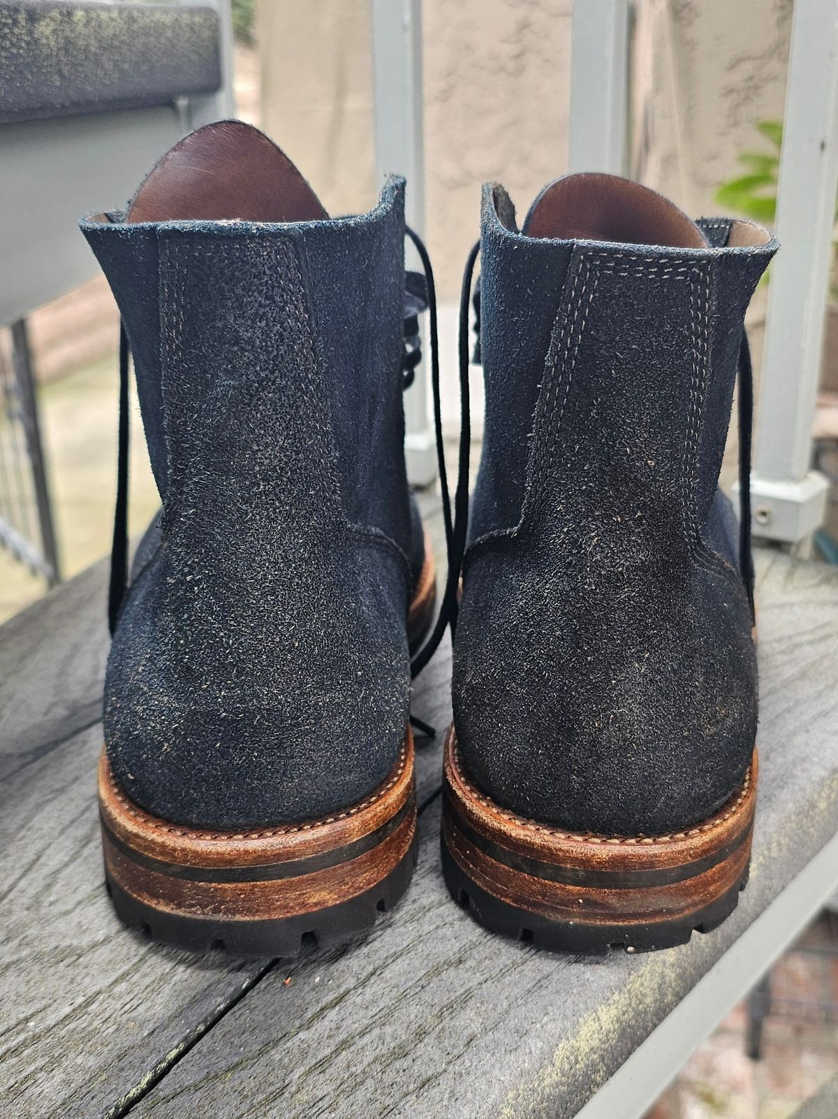 Photo by basboy on April 5, 2024 of the Oak Street Bootmakers Field Boot in Horween Natural Indigo Chromexcel Roughout.