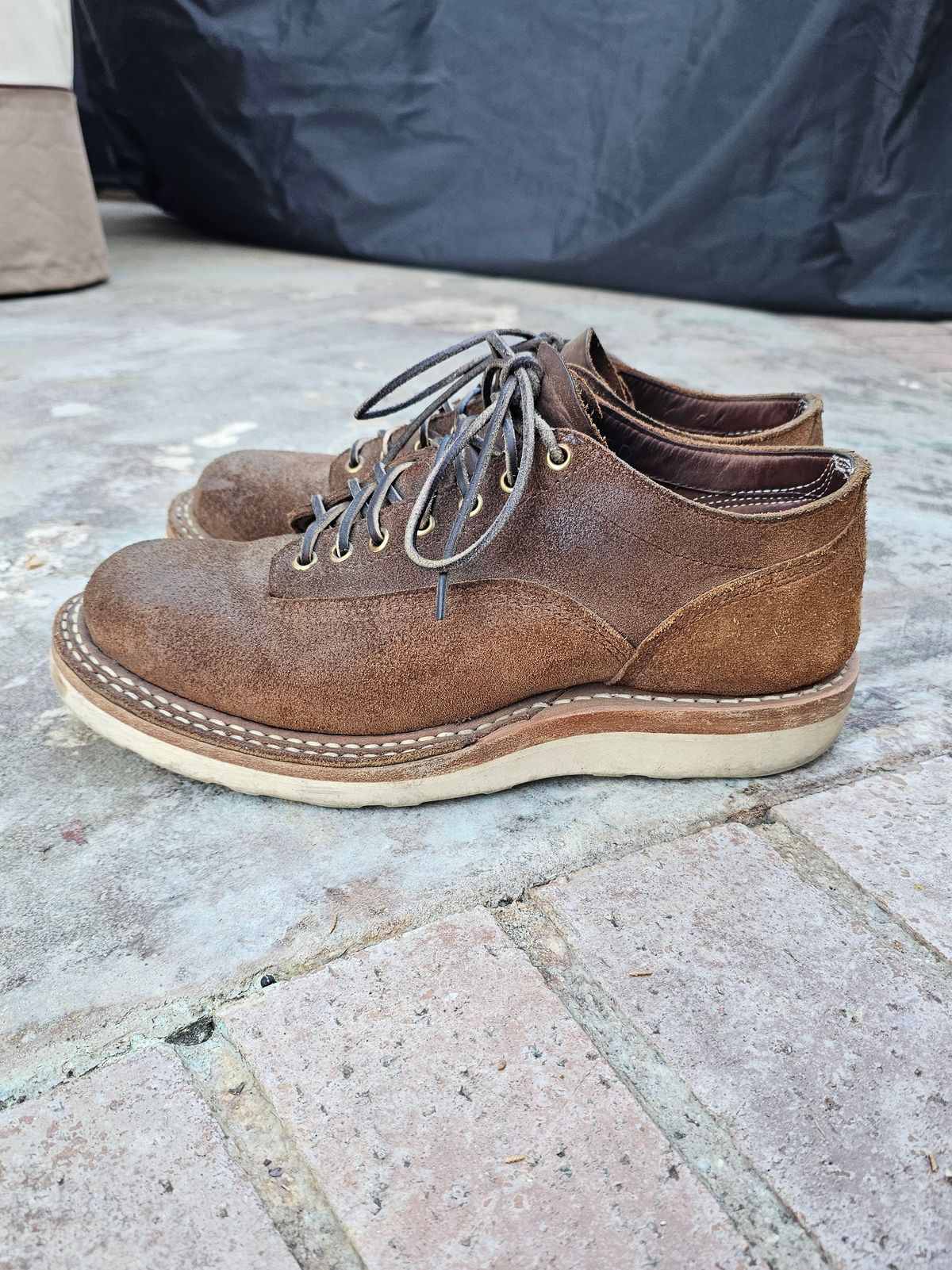 Photo by basboy on January 5, 2025 of the White's X Freenote cloth Oxford LTT in Seidel Distressed Roughout.